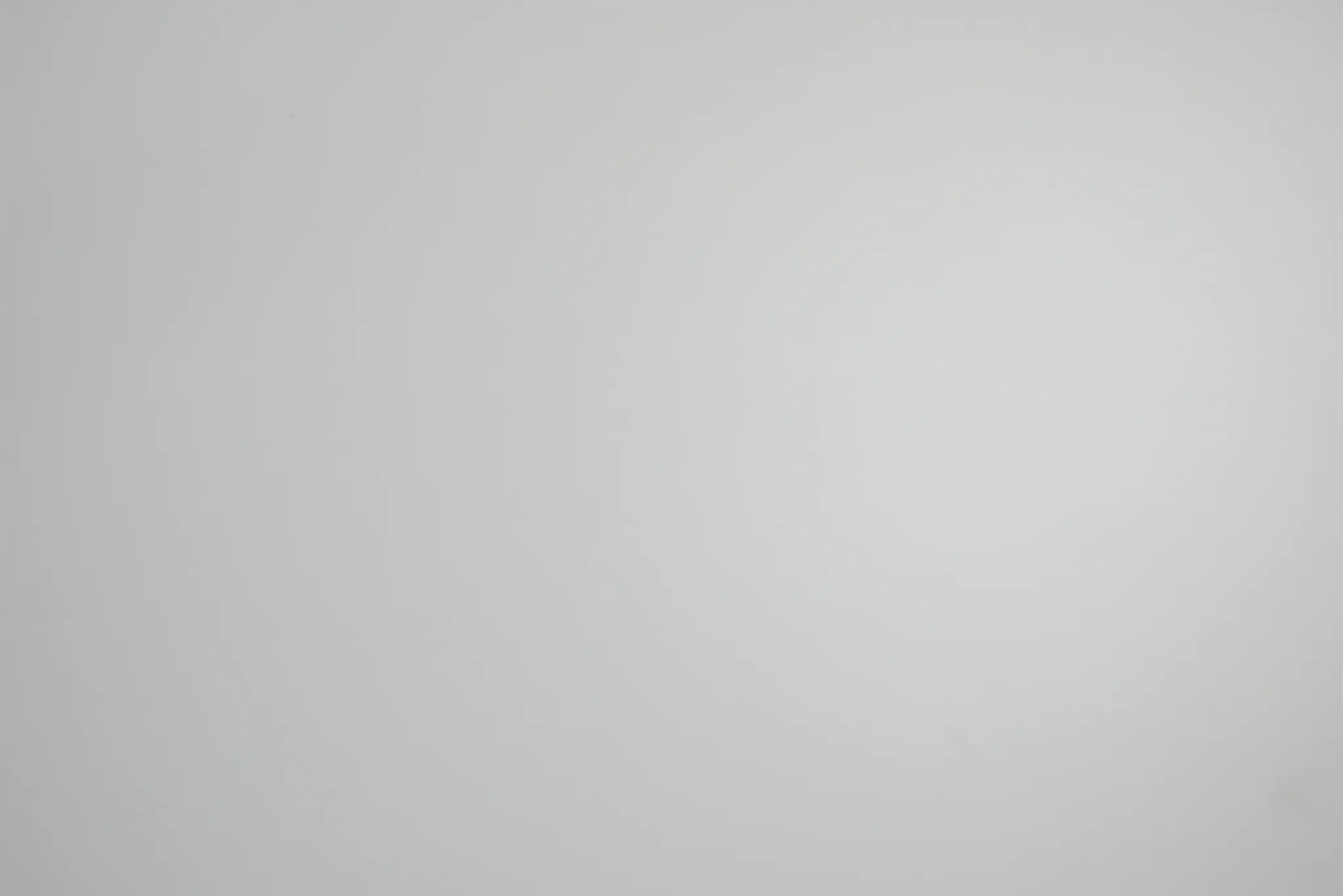 Cape Cod Gray Round Table