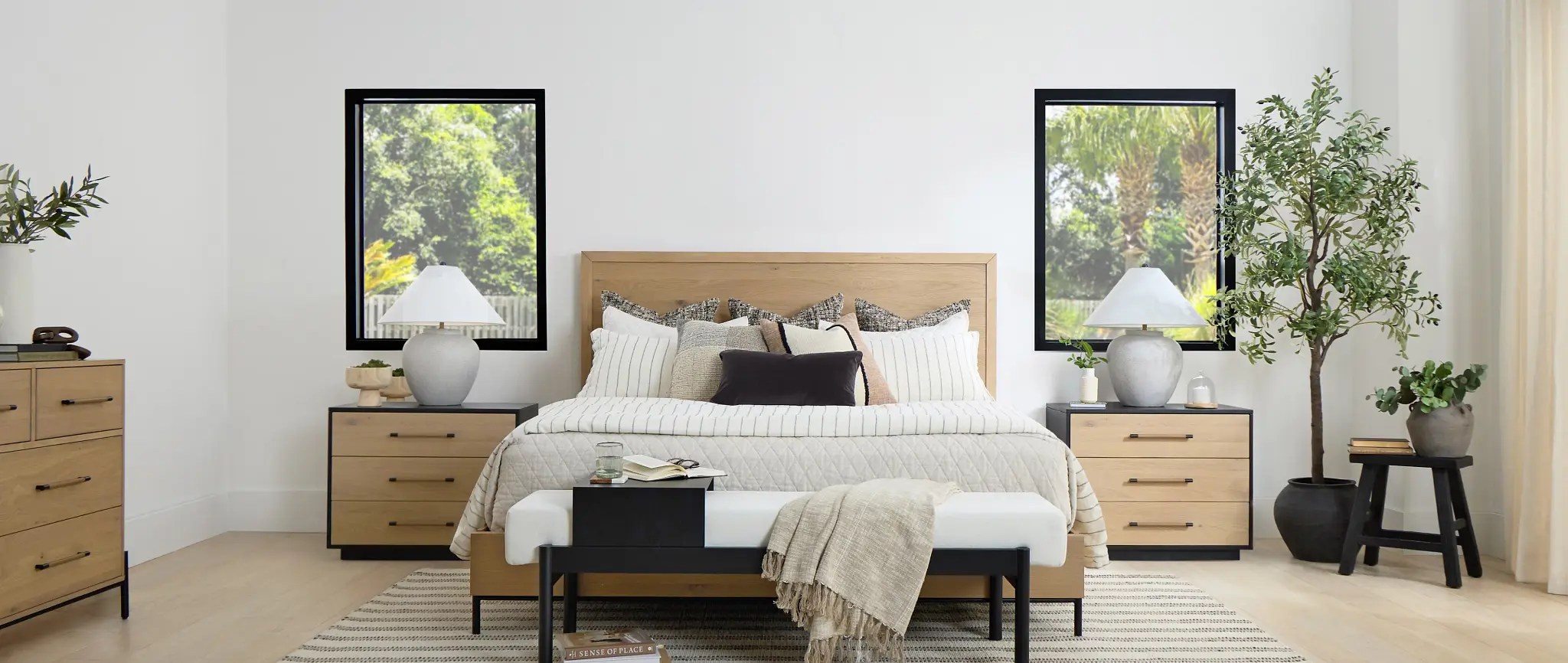 MAR12418-0525-0127-HighlandBedroom-HP-COI-XLG.jpg