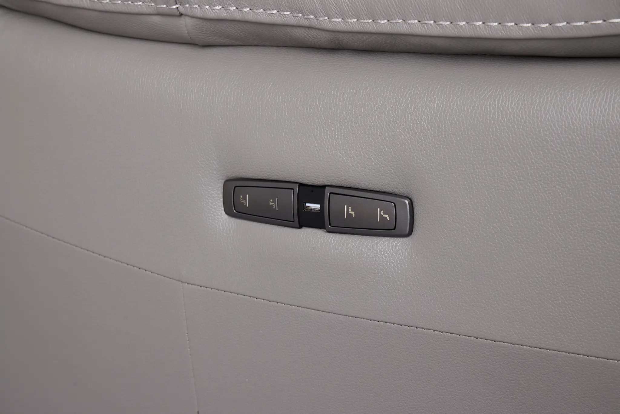 Marion Gray Lthr/vinyl Large Triple Power Reclining Two-arm Sectional Marion Gray Lthr/vinyl Large Triple Power Reclining Two-arm Sectional