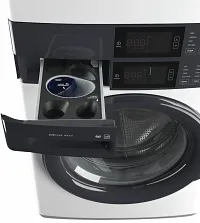 Electrolux 7300 Series White Electric Laundry Center
