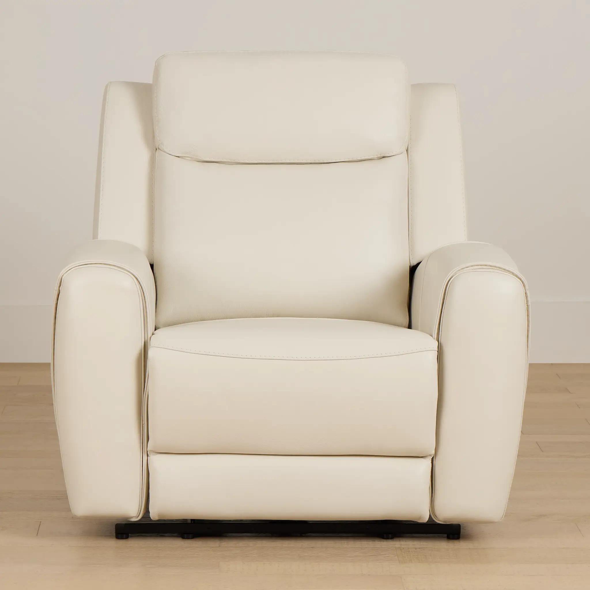 Walker Ivory Lthr/vinyl Power Recliner With Power Headrest Walker Ivory Lthr/vinyl Power Recliner With Power Headrest