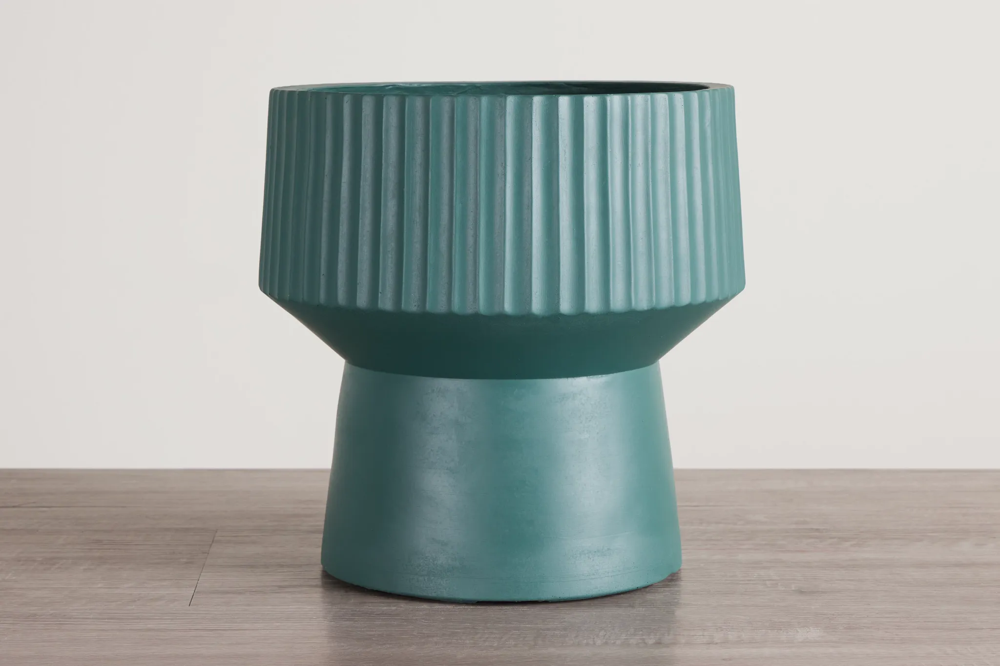 Dawna Dark Green Pot