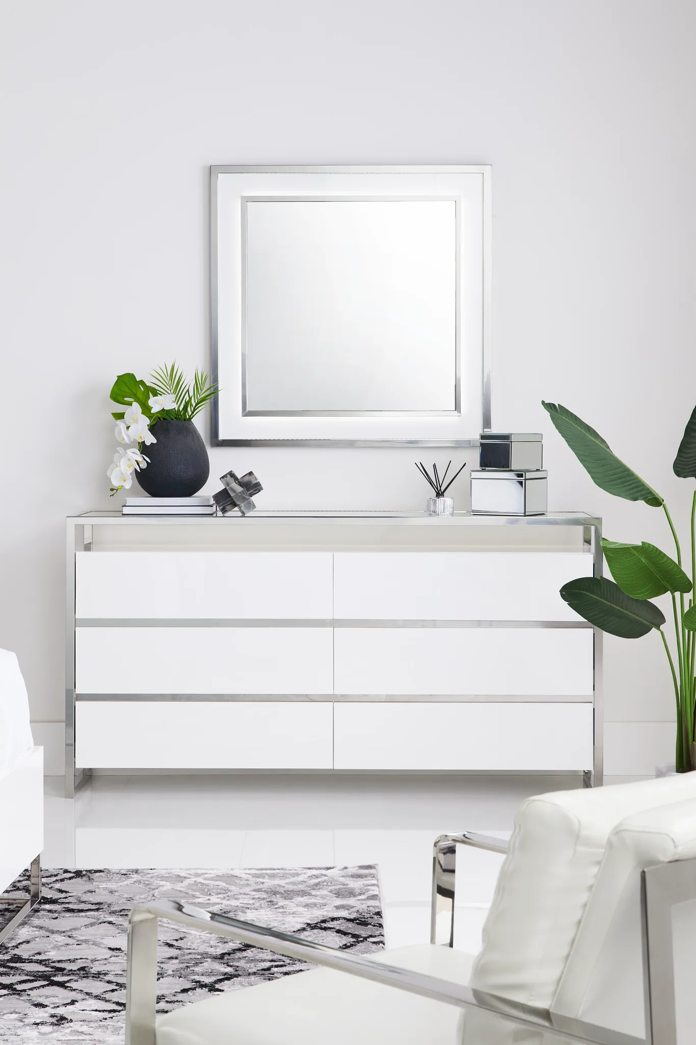Miami White Dresser & Mirror