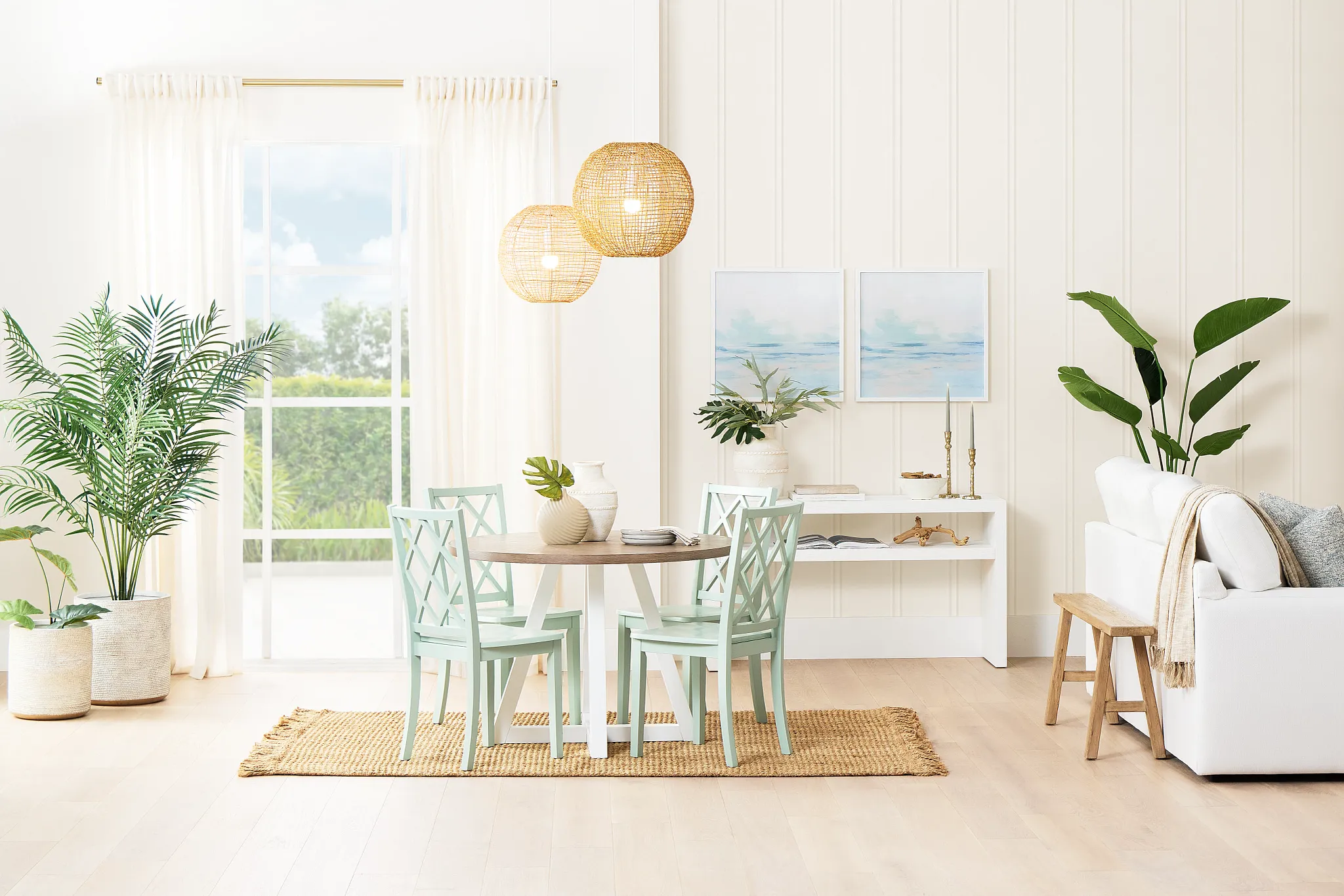 Edgartown Two-tone Round Table & 4 Light Blue Wood Chairs
