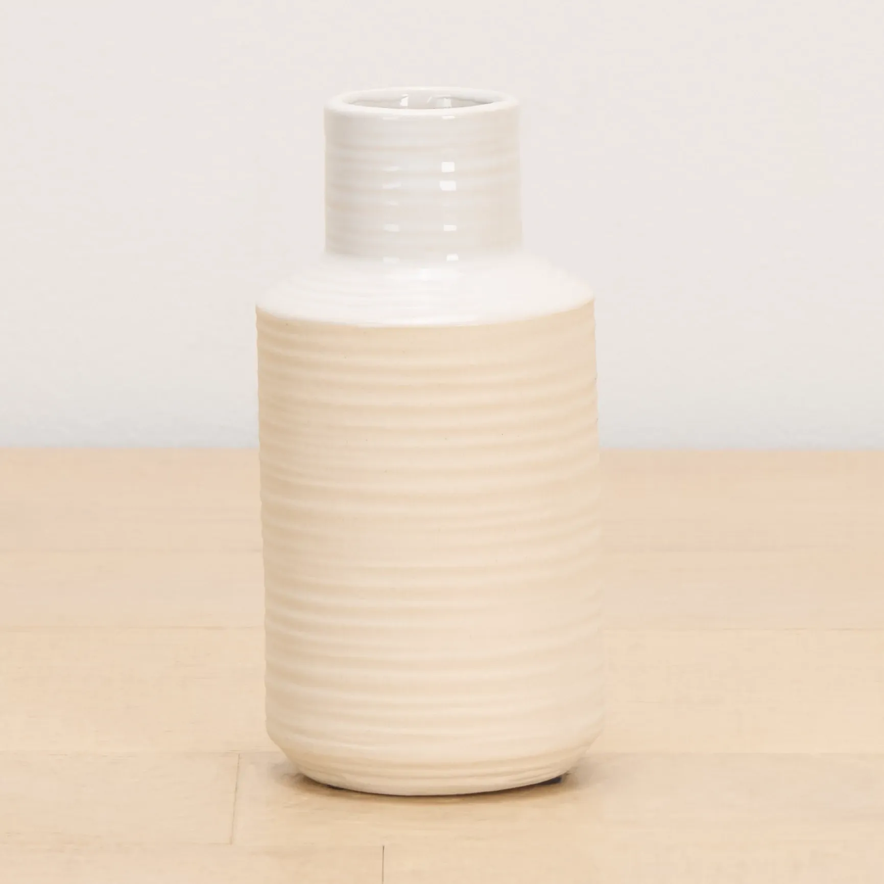 Adla White Small Vase