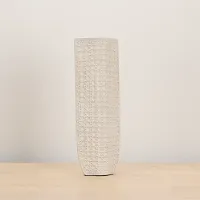 Nolie White Short Vase