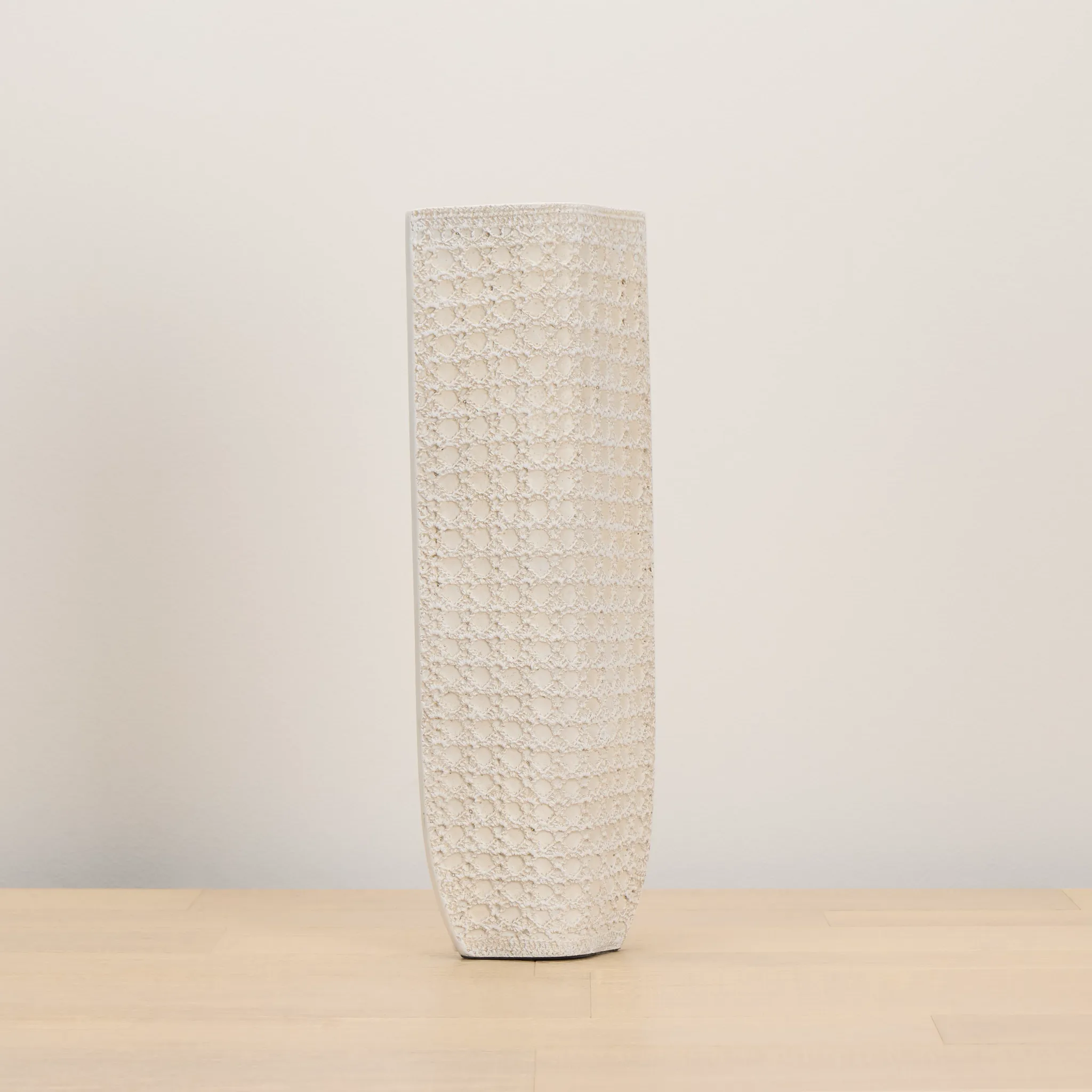 Nolie White Short Vase