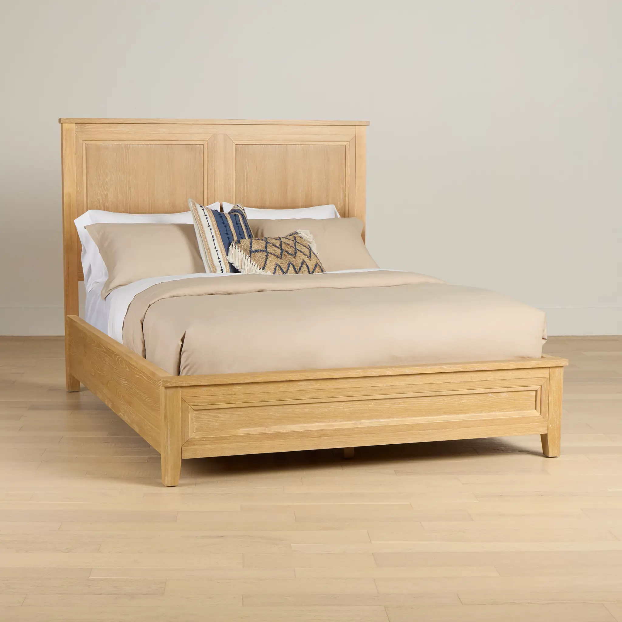 Nantucket Light Tone Panel Bed Nantucket Light Tone Panel Bed