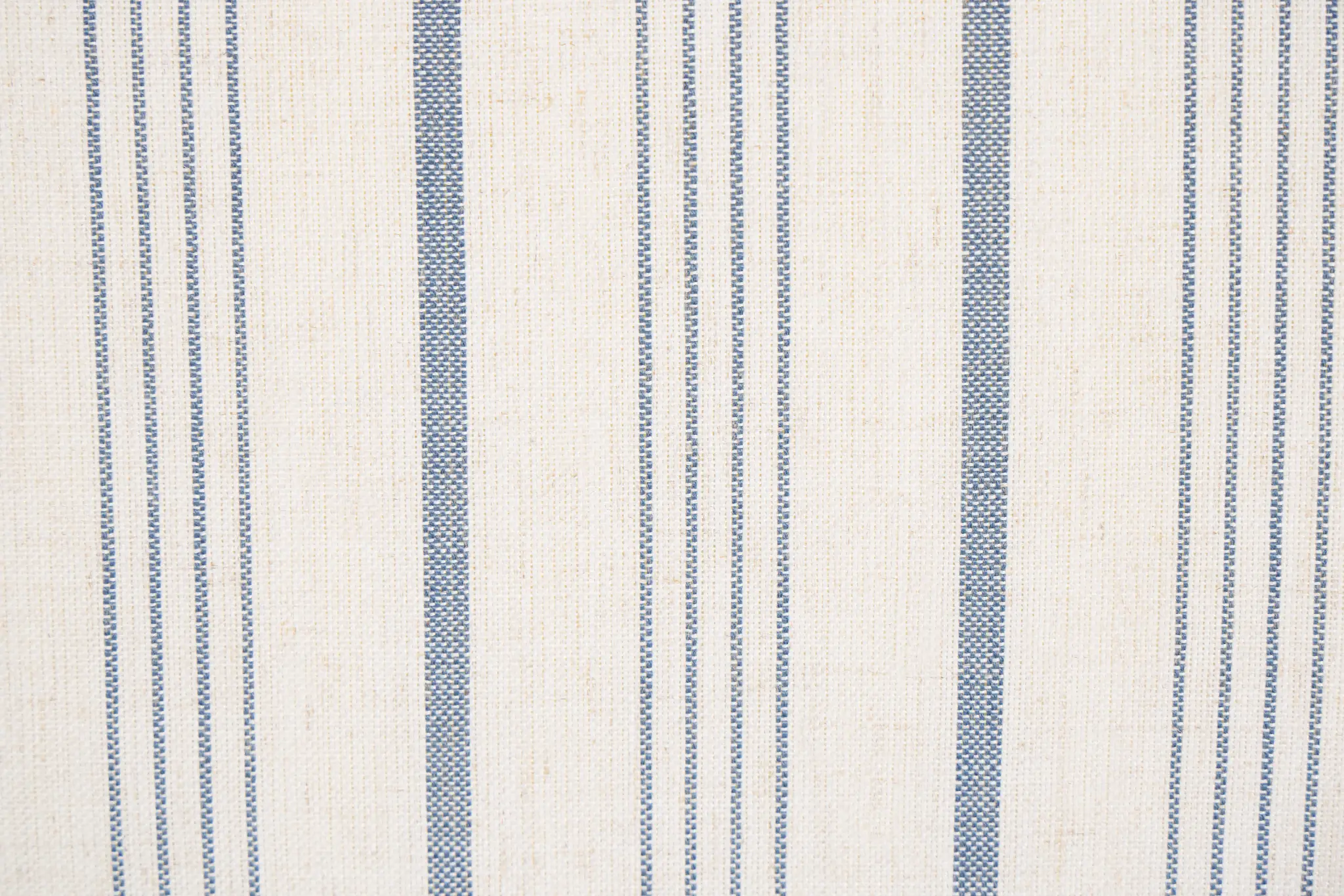 Woodstock Light Tone Upholstered Side Chair Woodstock Light Tone Upholstered Side Chair