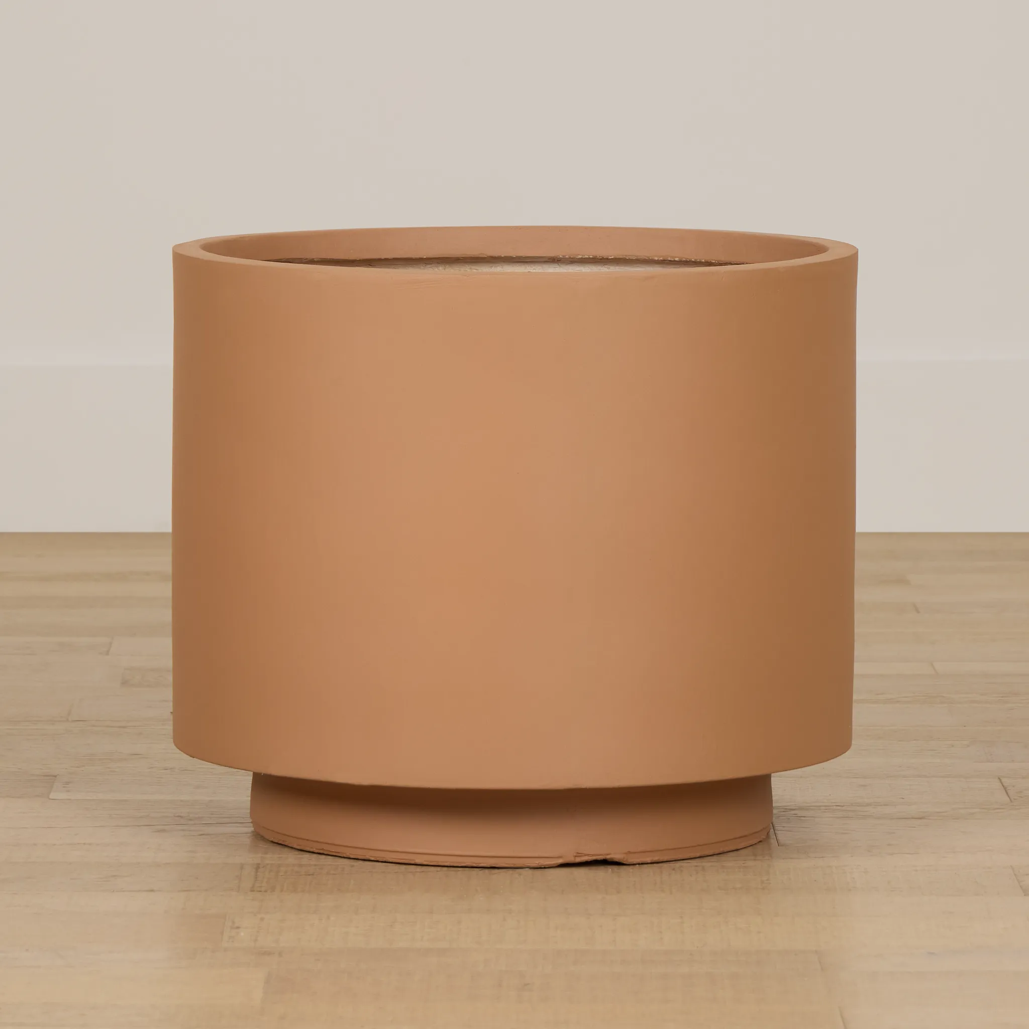 Sakira Brown Medium Planter
