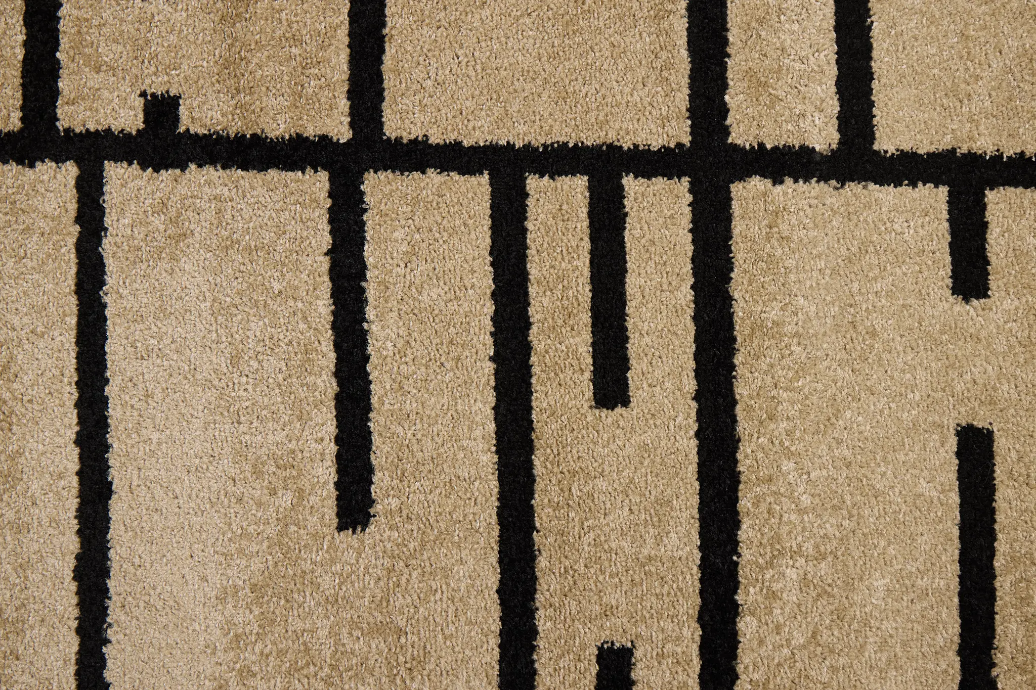 Dani Black 5x7 Area Rug Dani Black 5x7 Area Rug