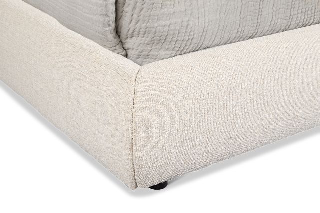 Nomad Light Beige Uph Spread Bed