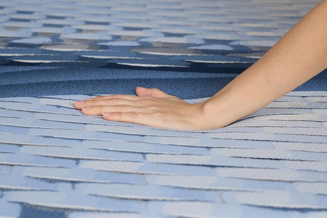 Serta Icomfort Elana 12" Firm Memory Foam Mattress