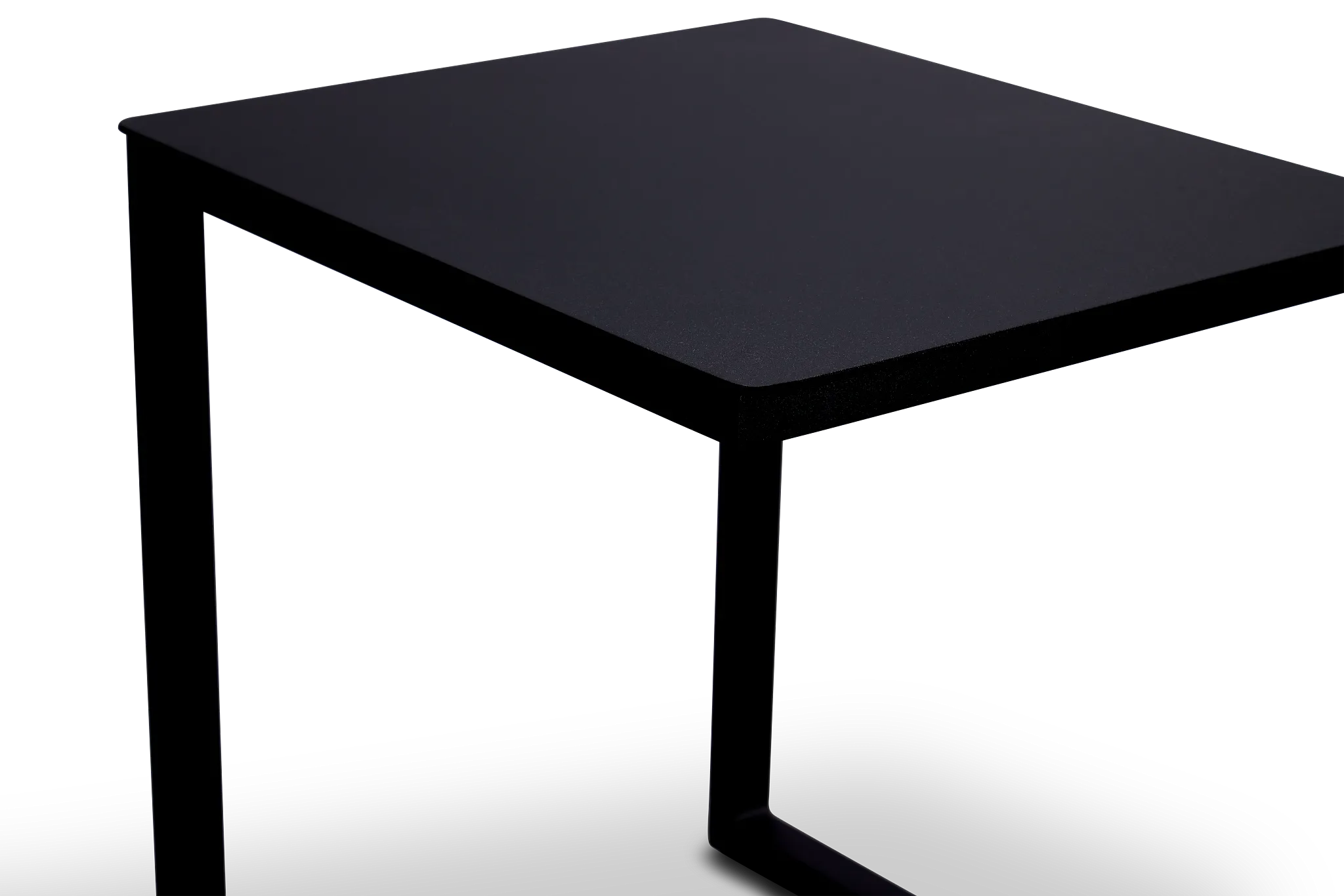 Malaga Black Aluminum C-table
