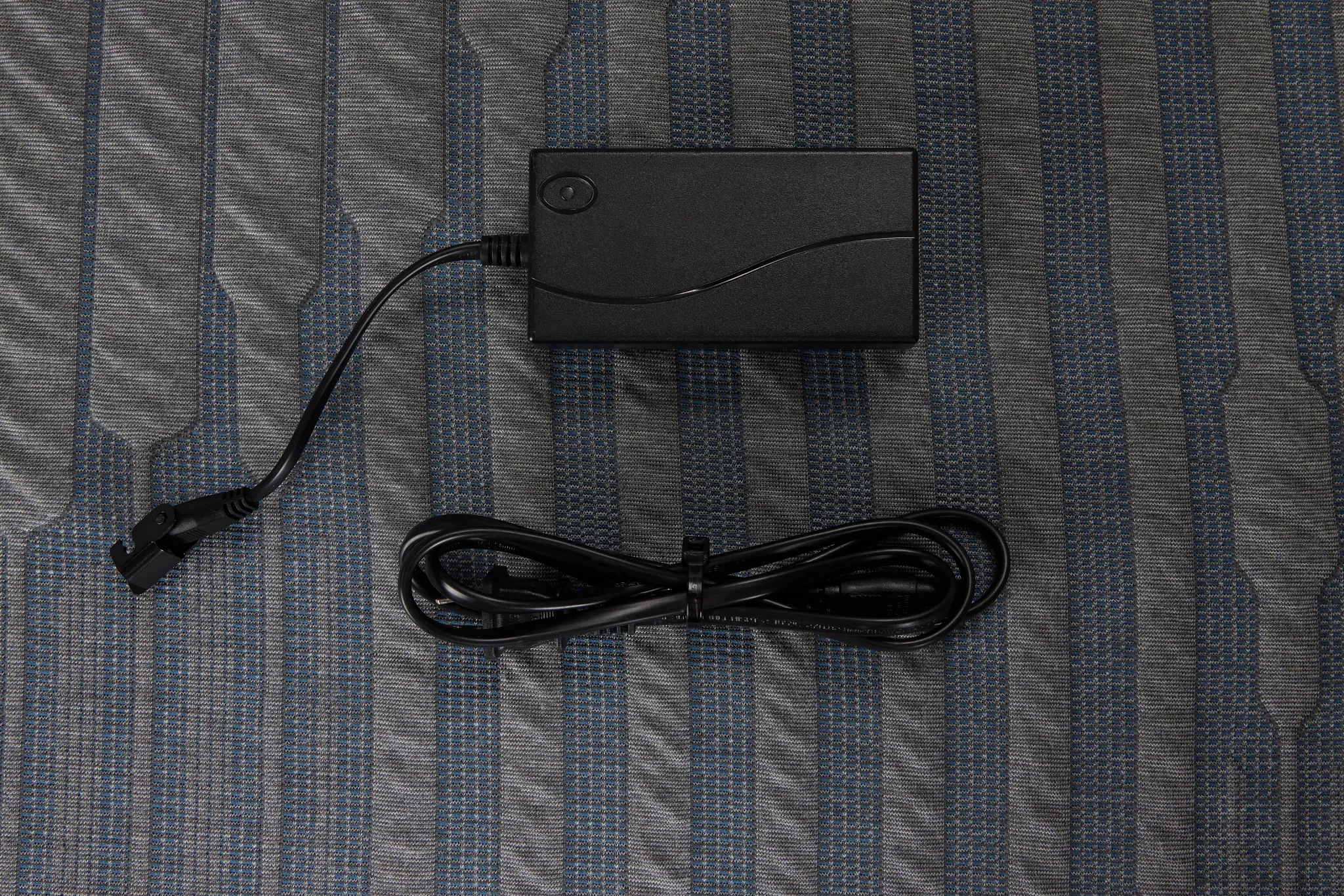 Kevin Charles By Sealy Hybrid Plush Elite Adjustable Mattress Set