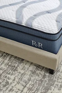 Lucy Light Gray Uph Platform Bed