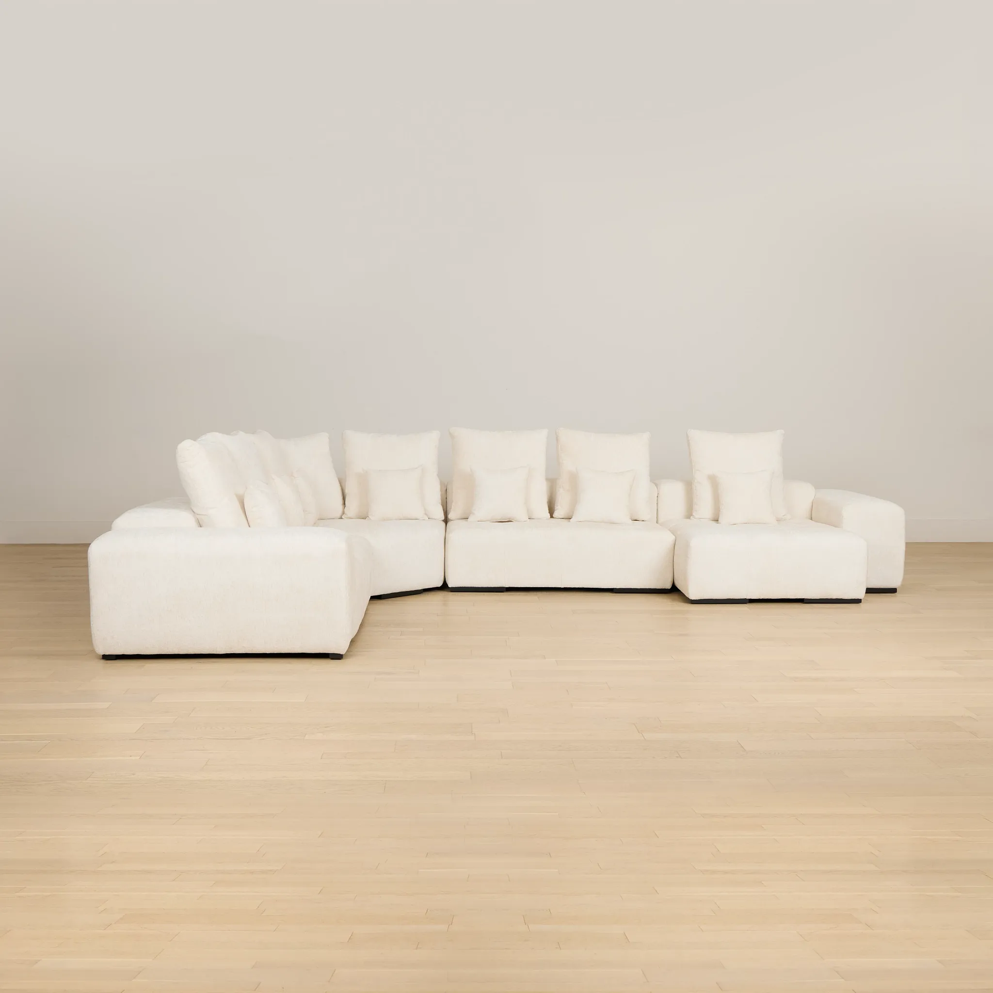 Skylar White Fabric Medium Right Chaise Sectional