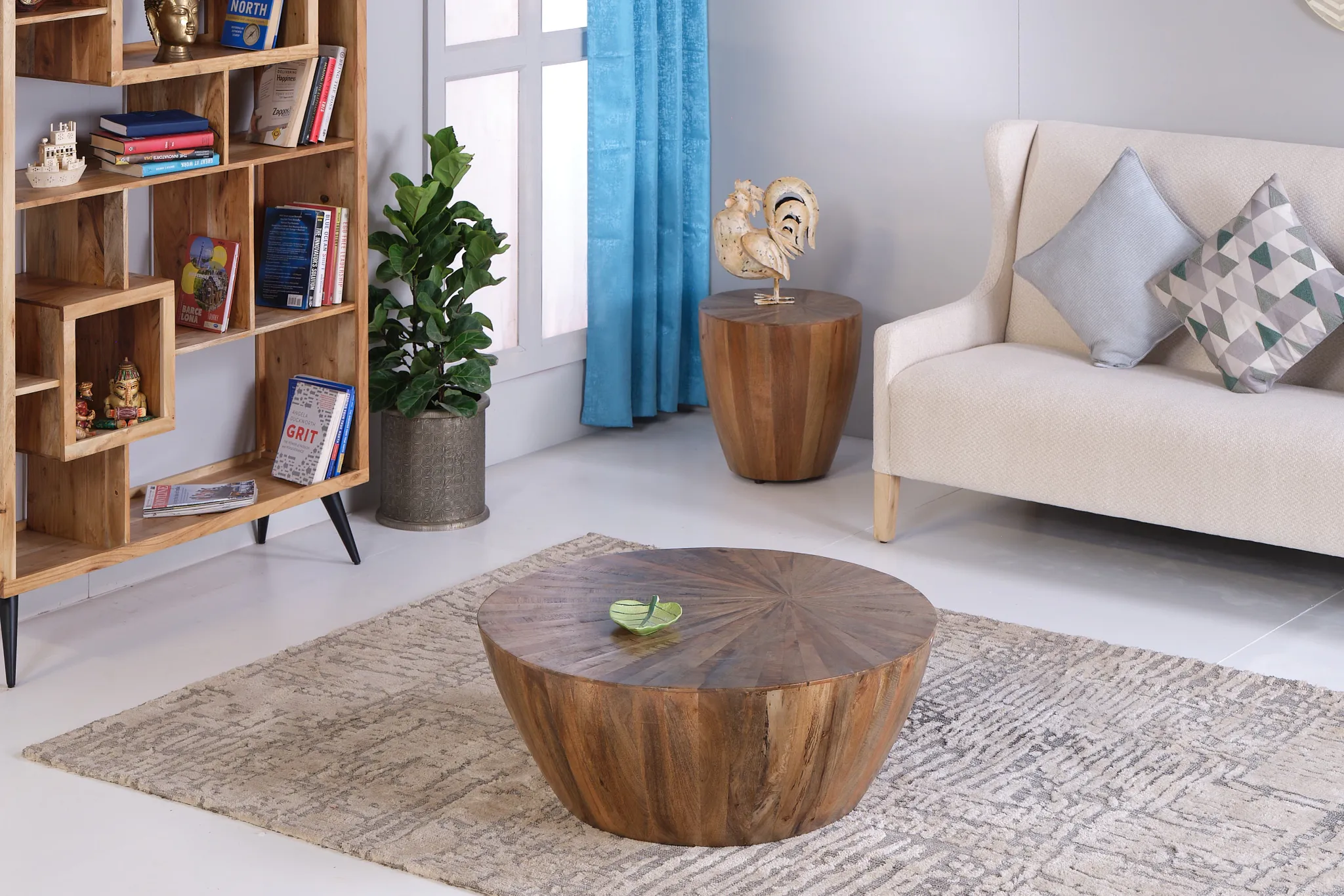 Hollis Mid Tone Round Coffee Table