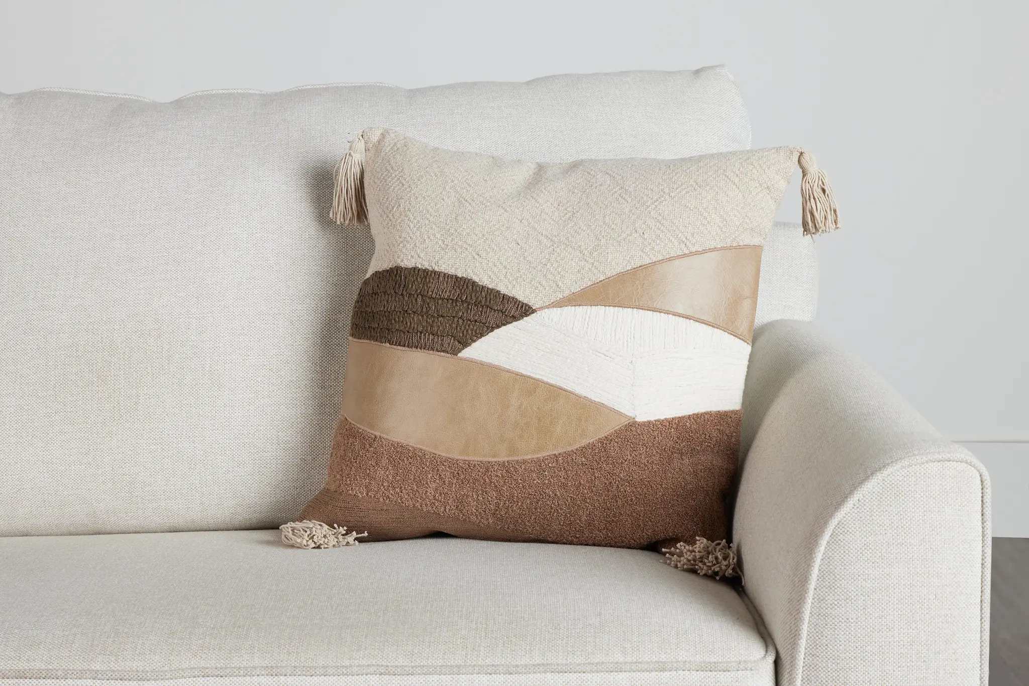 Carvan Beige 18" Accent Pillow Carvan Beige 18" Accent Pillow