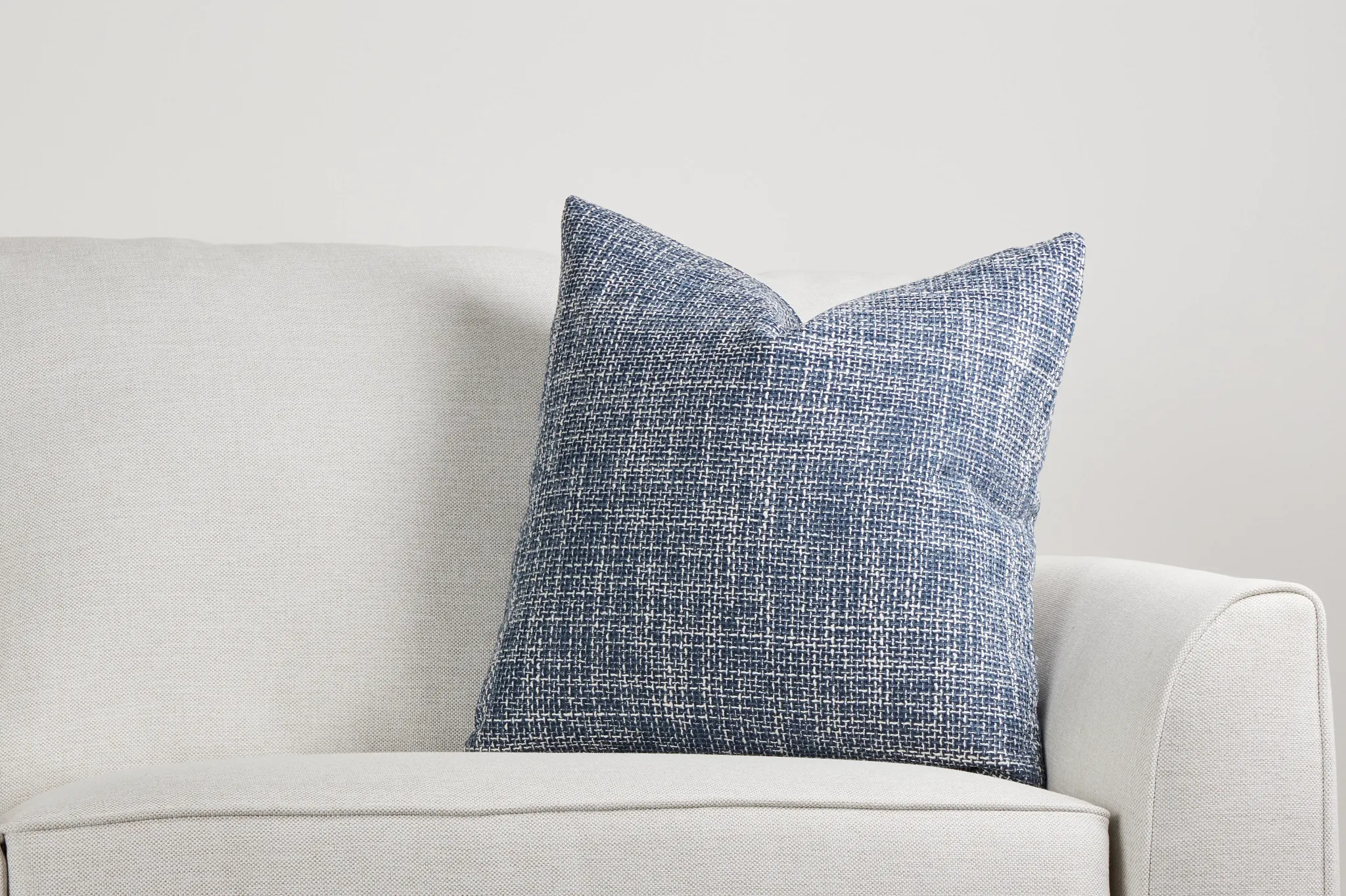 Sutt Dark Blue 22" Accent Pillow