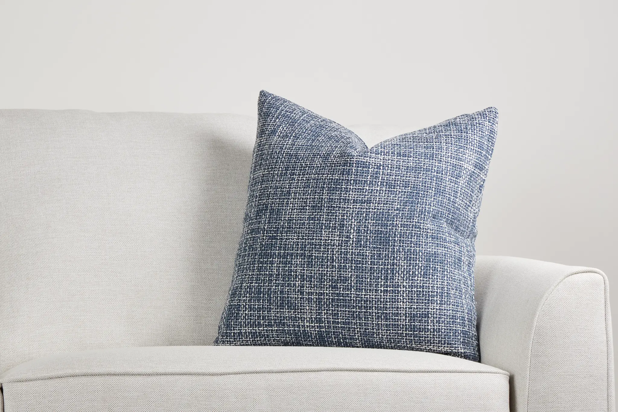 Sutt Dark Blue 22" Accent Pillow Sutt Dark Blue 22" Accent Pillow