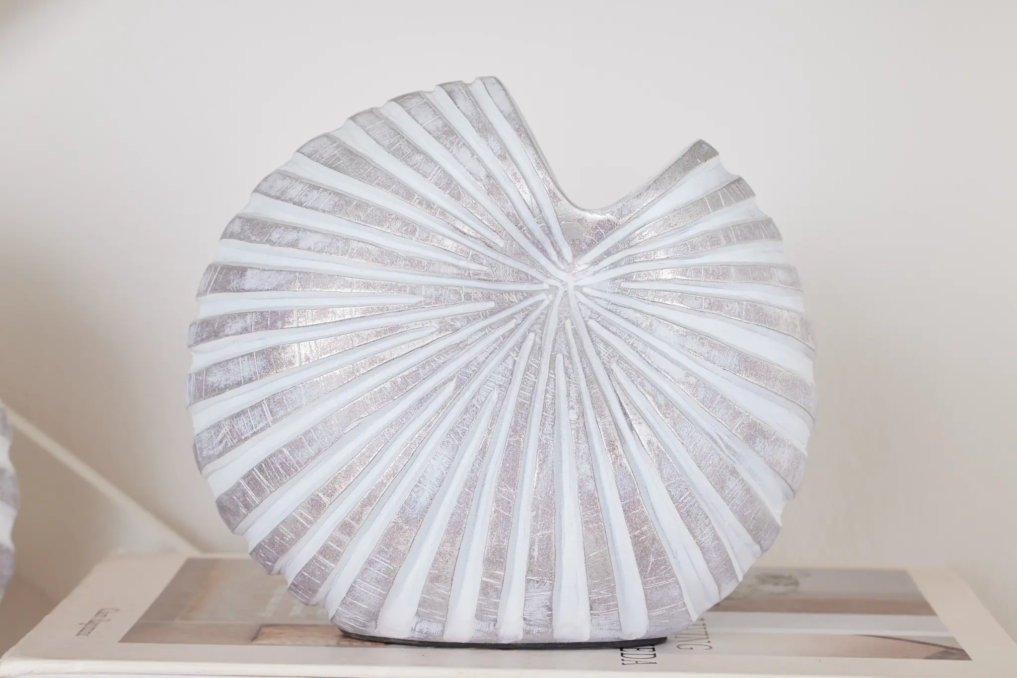 Calicho Silver Large Vase Calicho Silver Large Vase