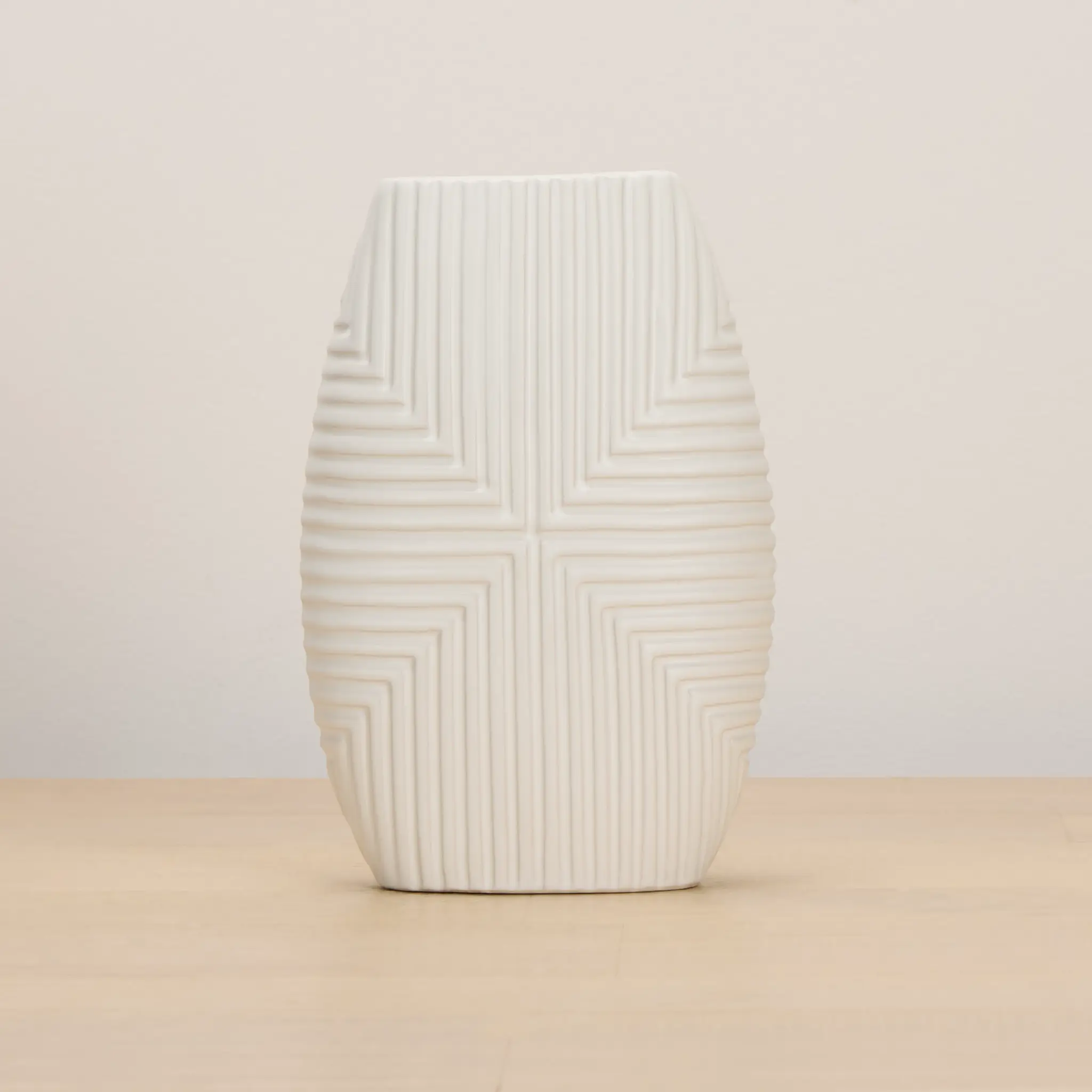 Banyan White Medium Vase Banyan White Medium Vase