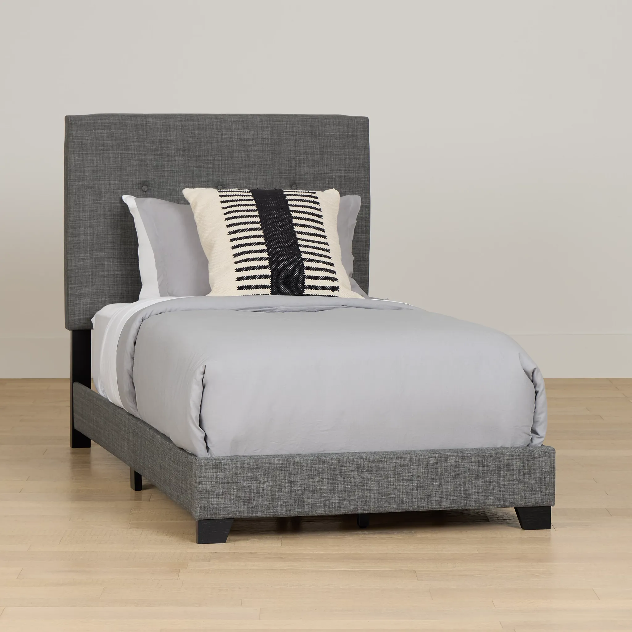 Flagler Gray Uph Panel Bed