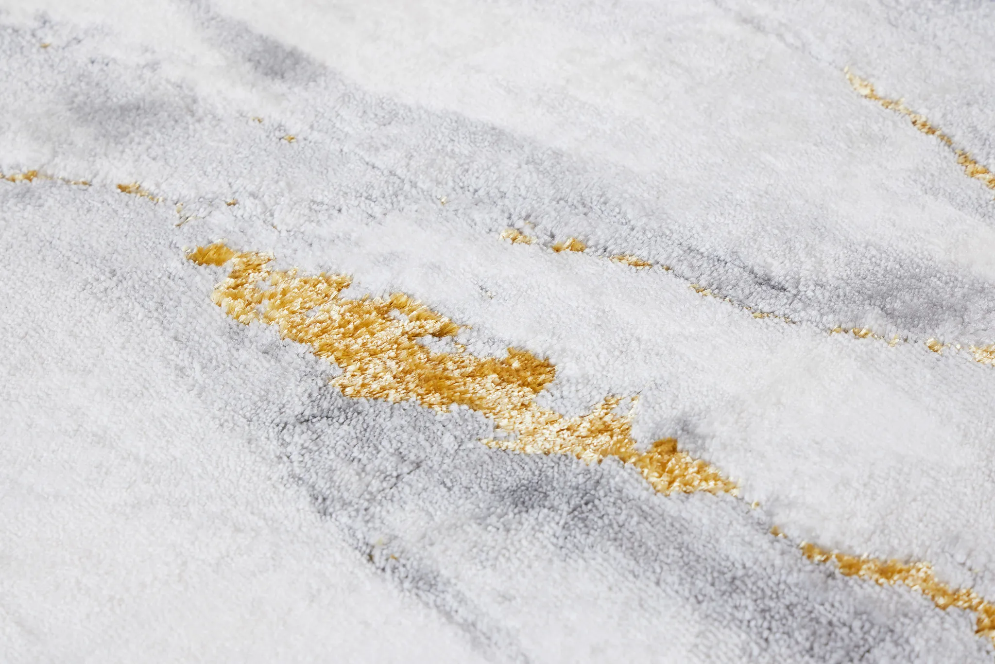 Diamente Gold 8x10 Area Rug