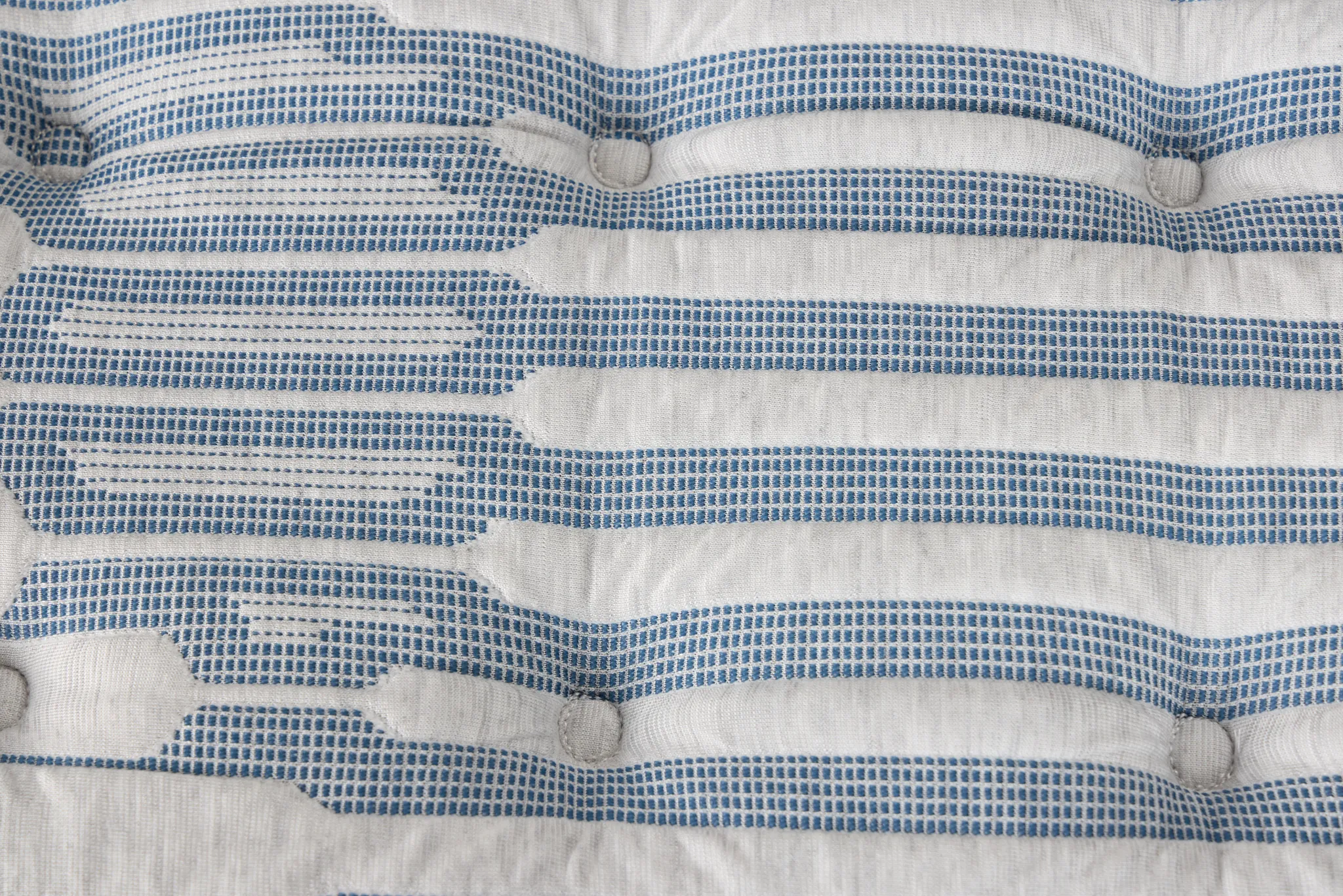 Kevin Charles By Sealy Signature Plush Low-profile Mattress Set