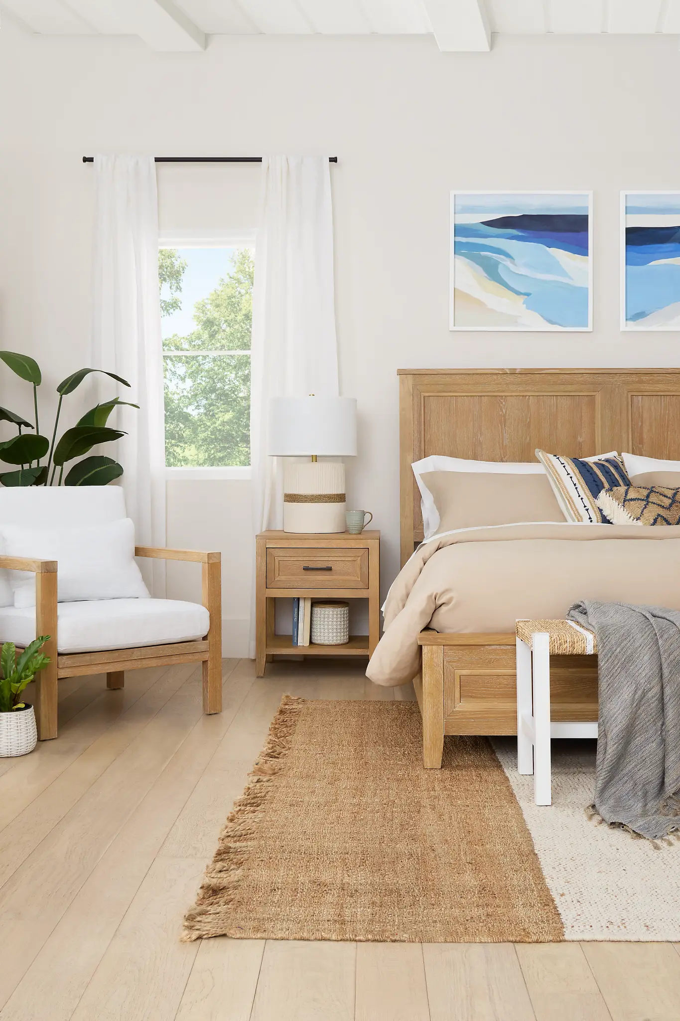 Nantucket Light Tone Panel Bed Nantucket Light Tone Panel Bed