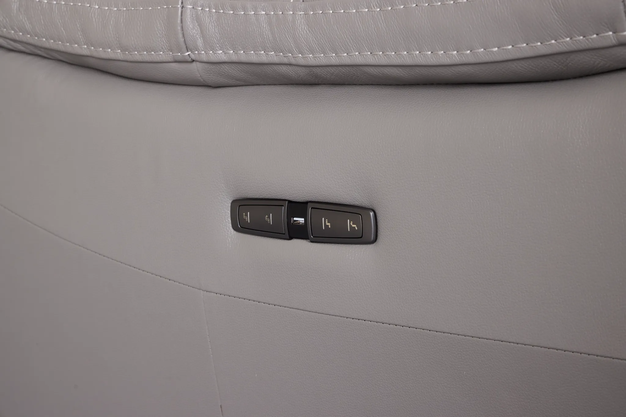 Marion Gray Lthr/vinyl Medium Dual Power 2-arm Reclining Sectional