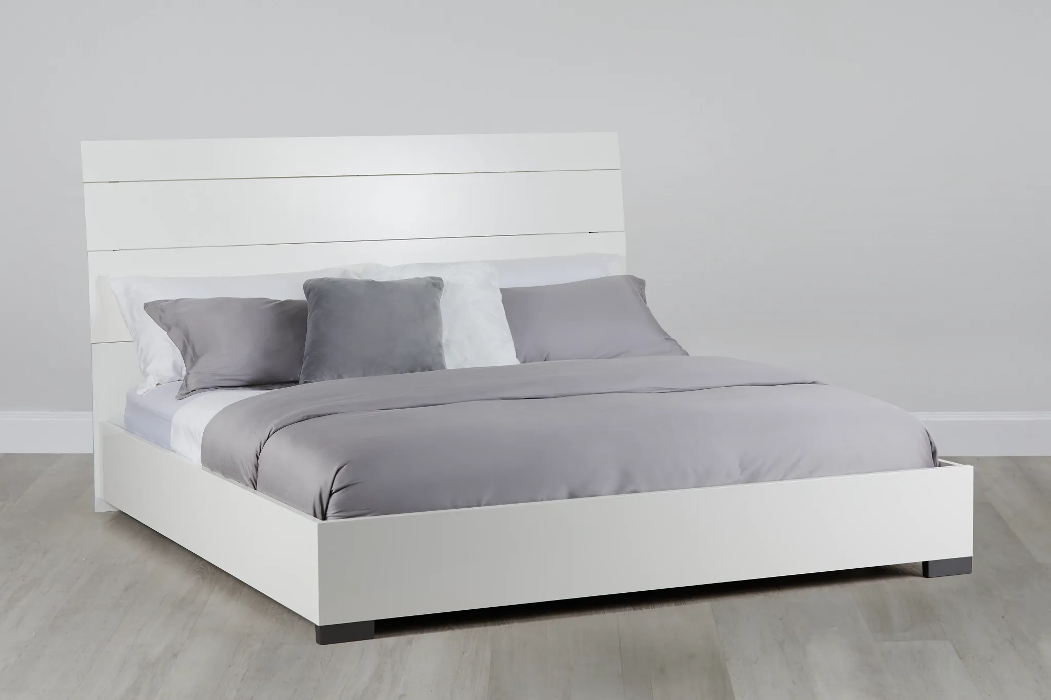 Oslo White Platform Bed