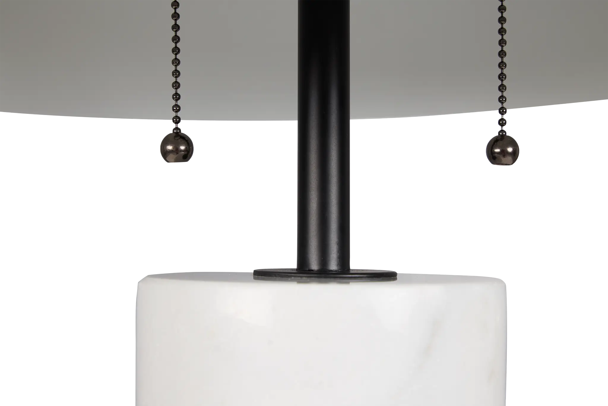 Bova Black Metal Table Lamp Bova Black Metal Table Lamp