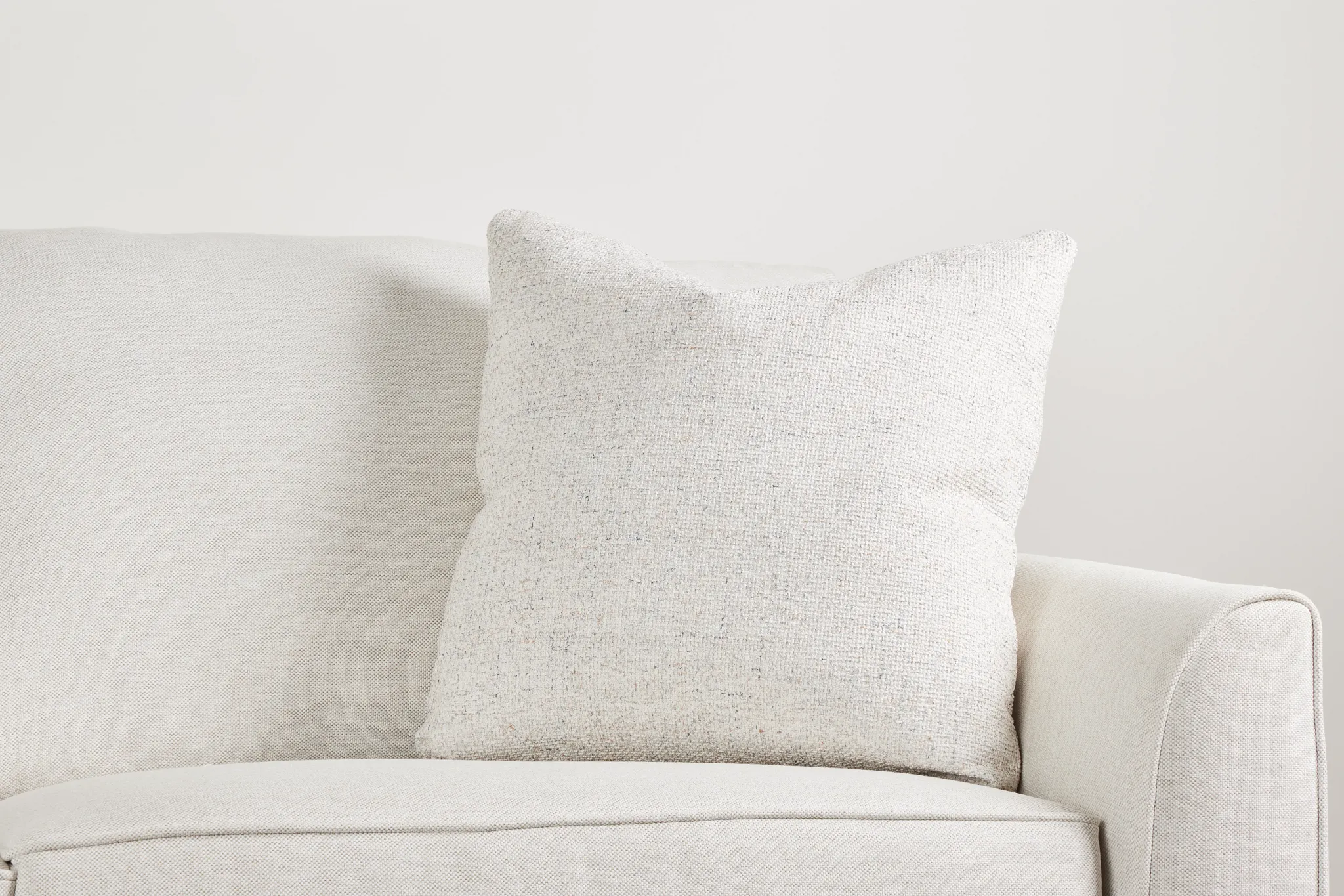 Nova Ivory 20" Accent Pillow
