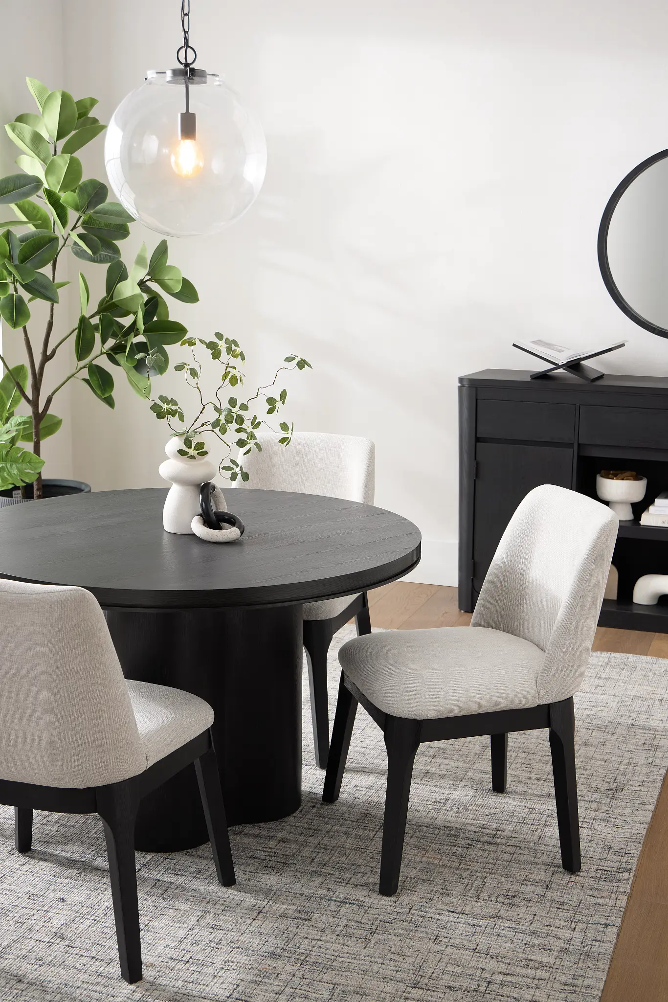 Emory Black Round Table Emory Black Round Table
