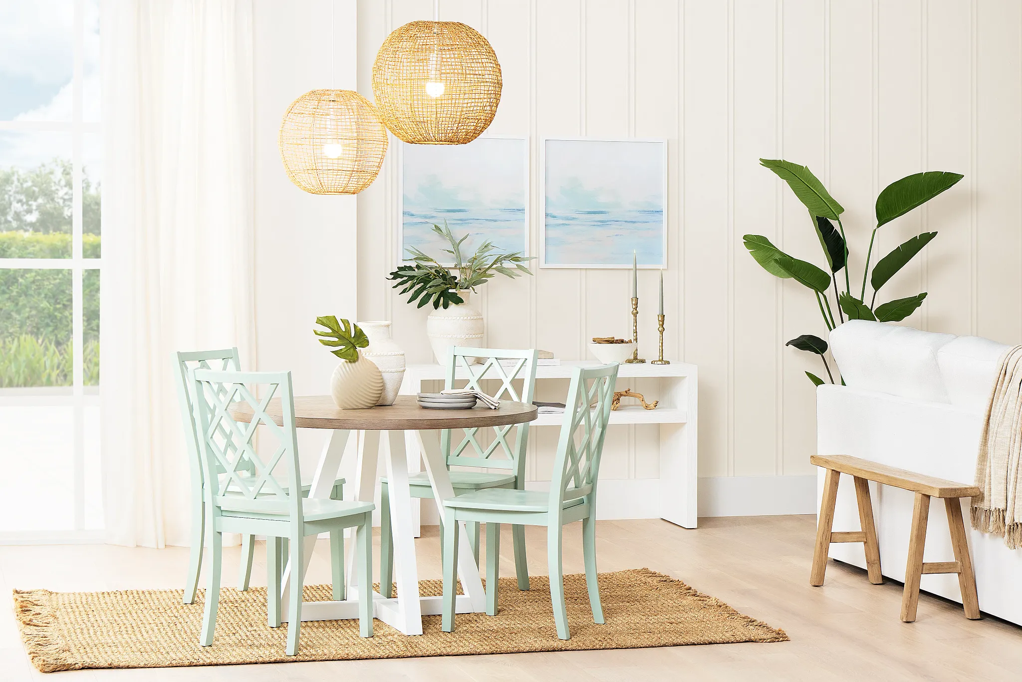 Edgartown Two-tone Round Table