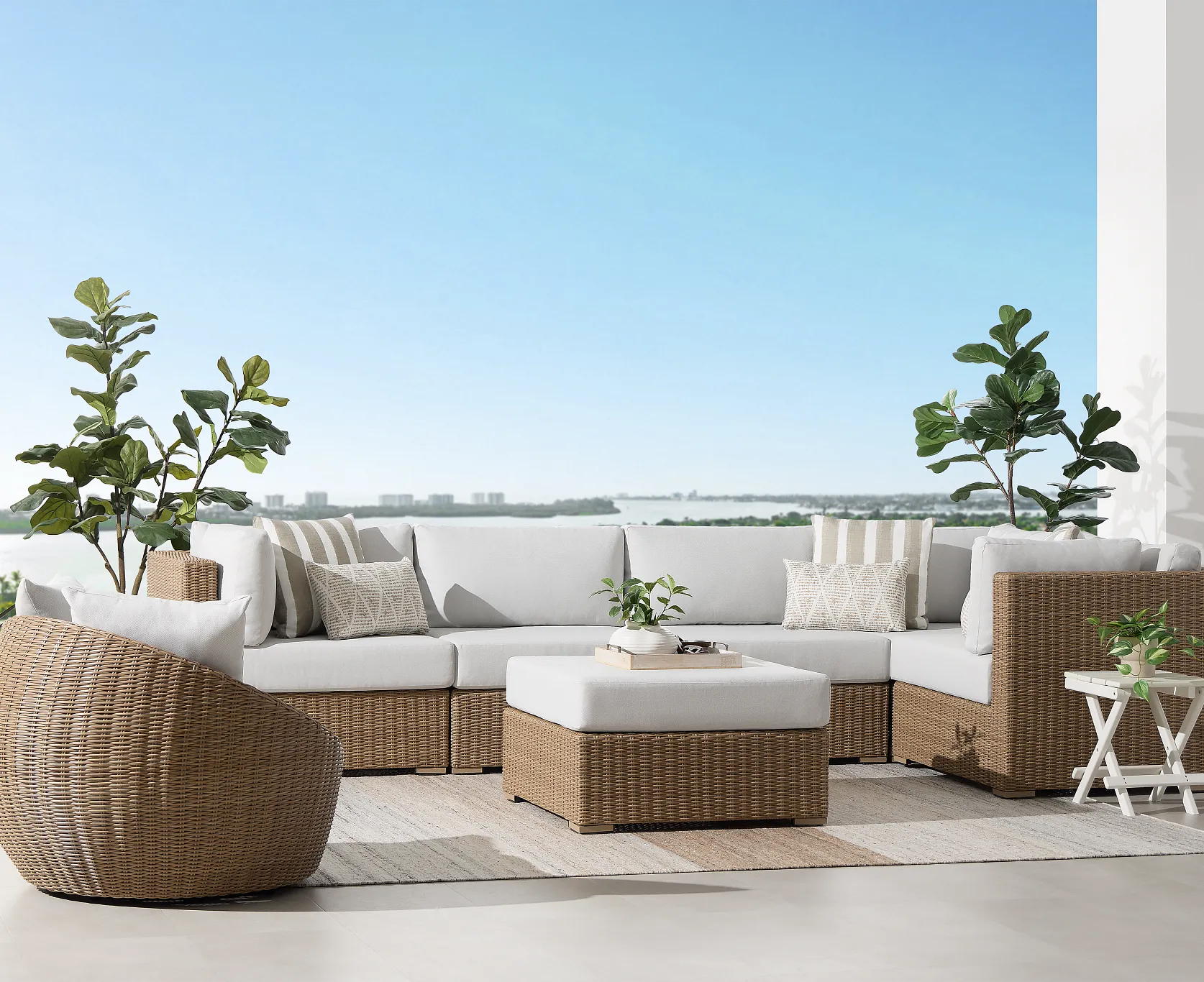 Montecito Outdoor Sectional 