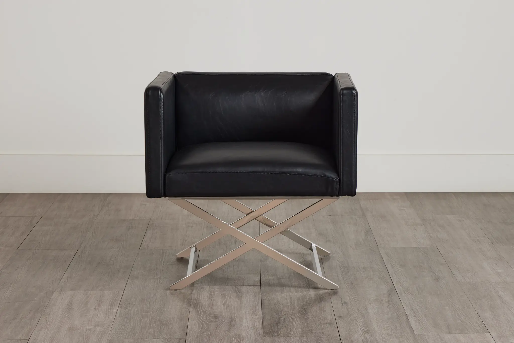 Leone Black Accent Chair Leone Black Accent Chair