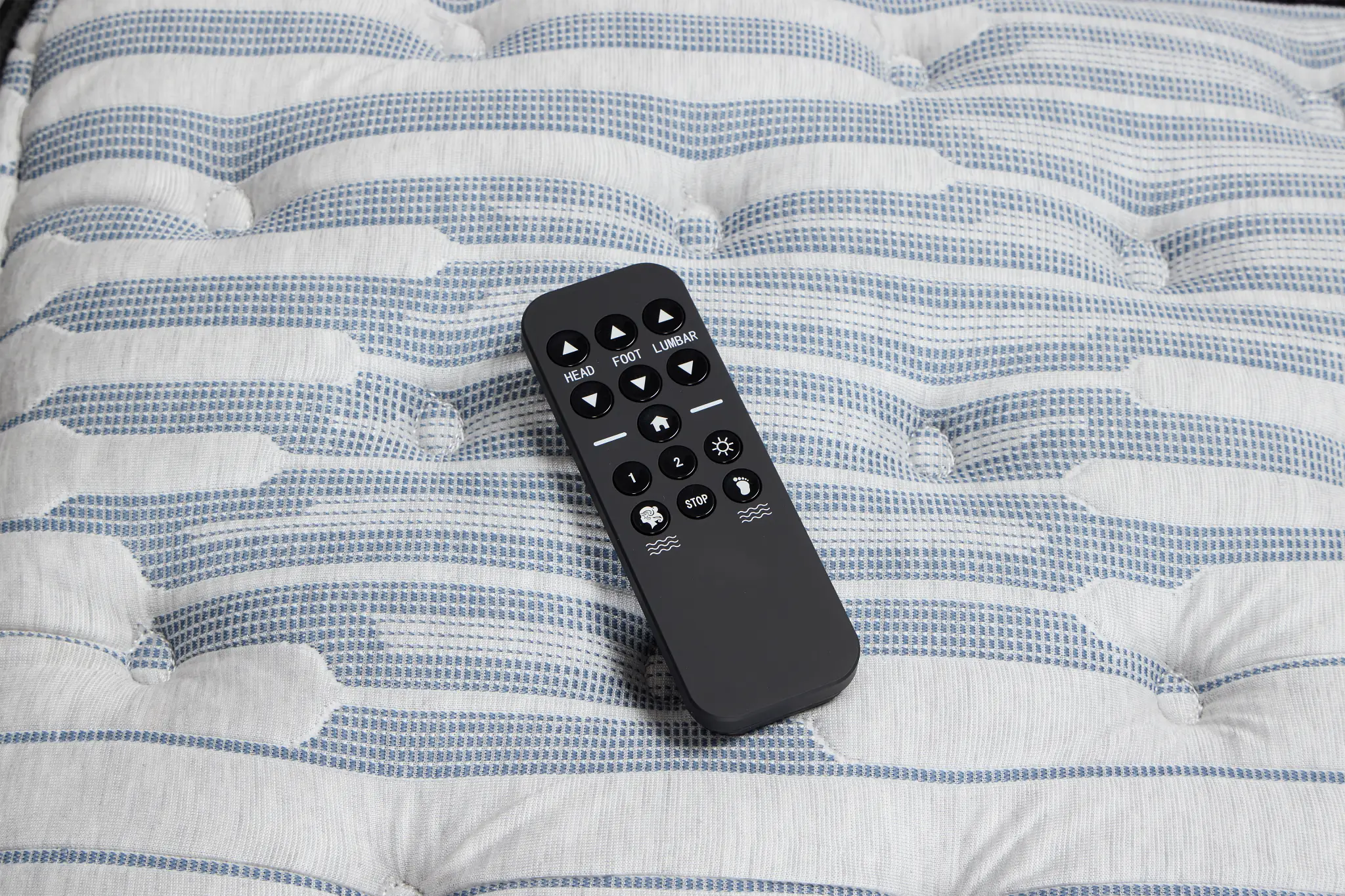 Kevin Charles By Sealy Signature Plush Deluxe Adjustable Mattress Set Kevin Charles By Sealy Signature Plush Deluxe Adjustable Mattress Set