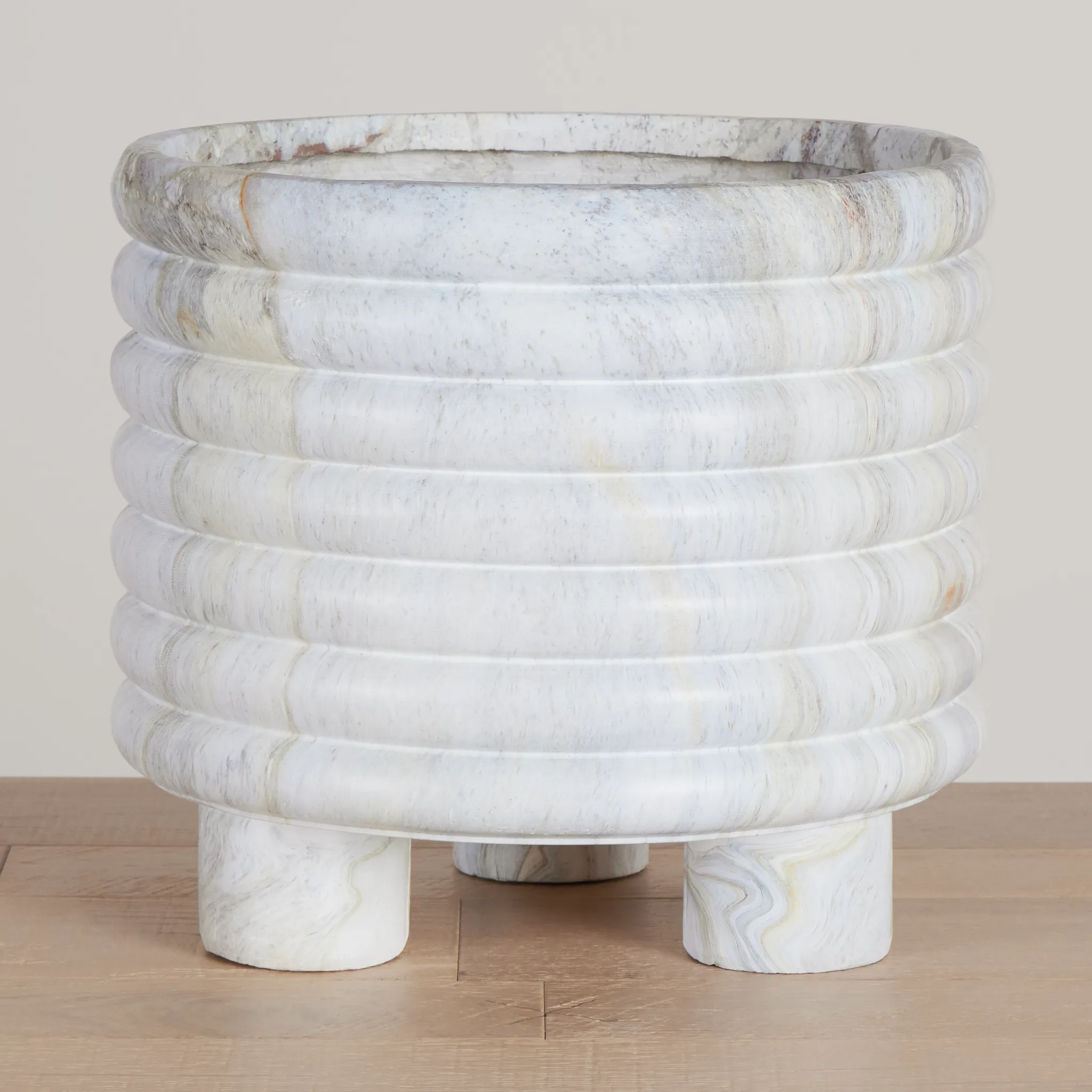 Varsha White Small Planter