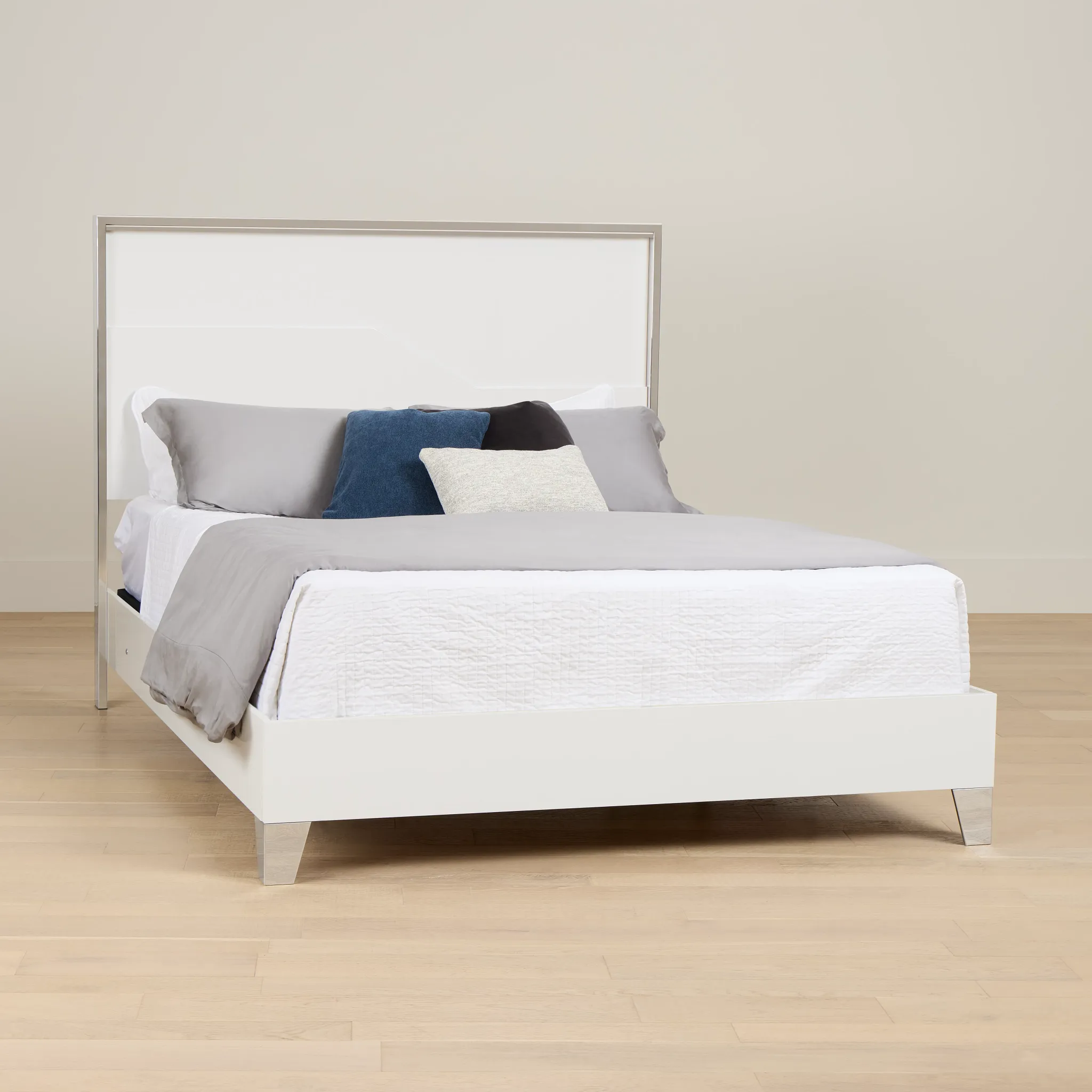 Doral White Panel Bed With Lights