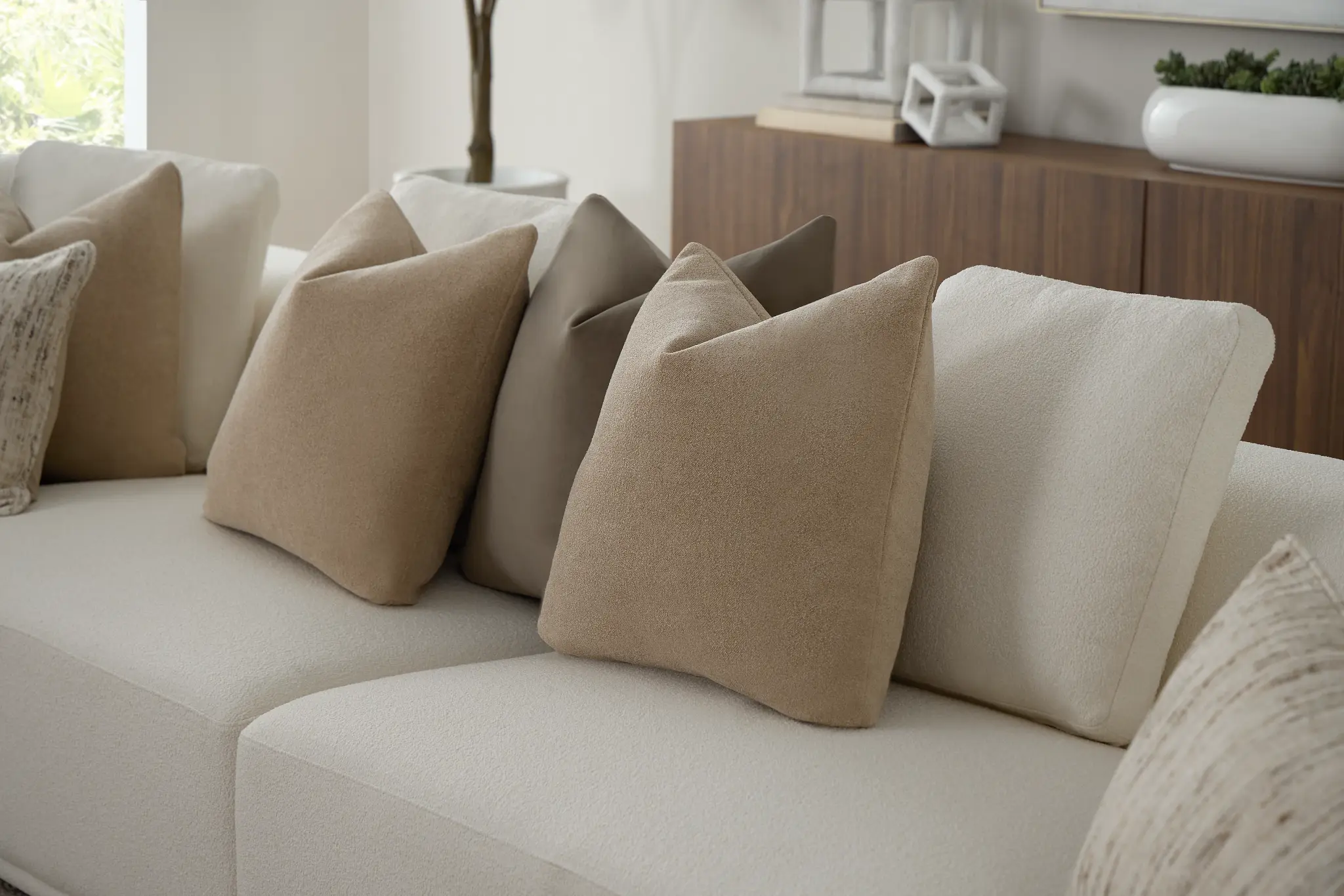 Reign Champagne 22" Accent Pillow Reign Champagne 22" Accent Pillow