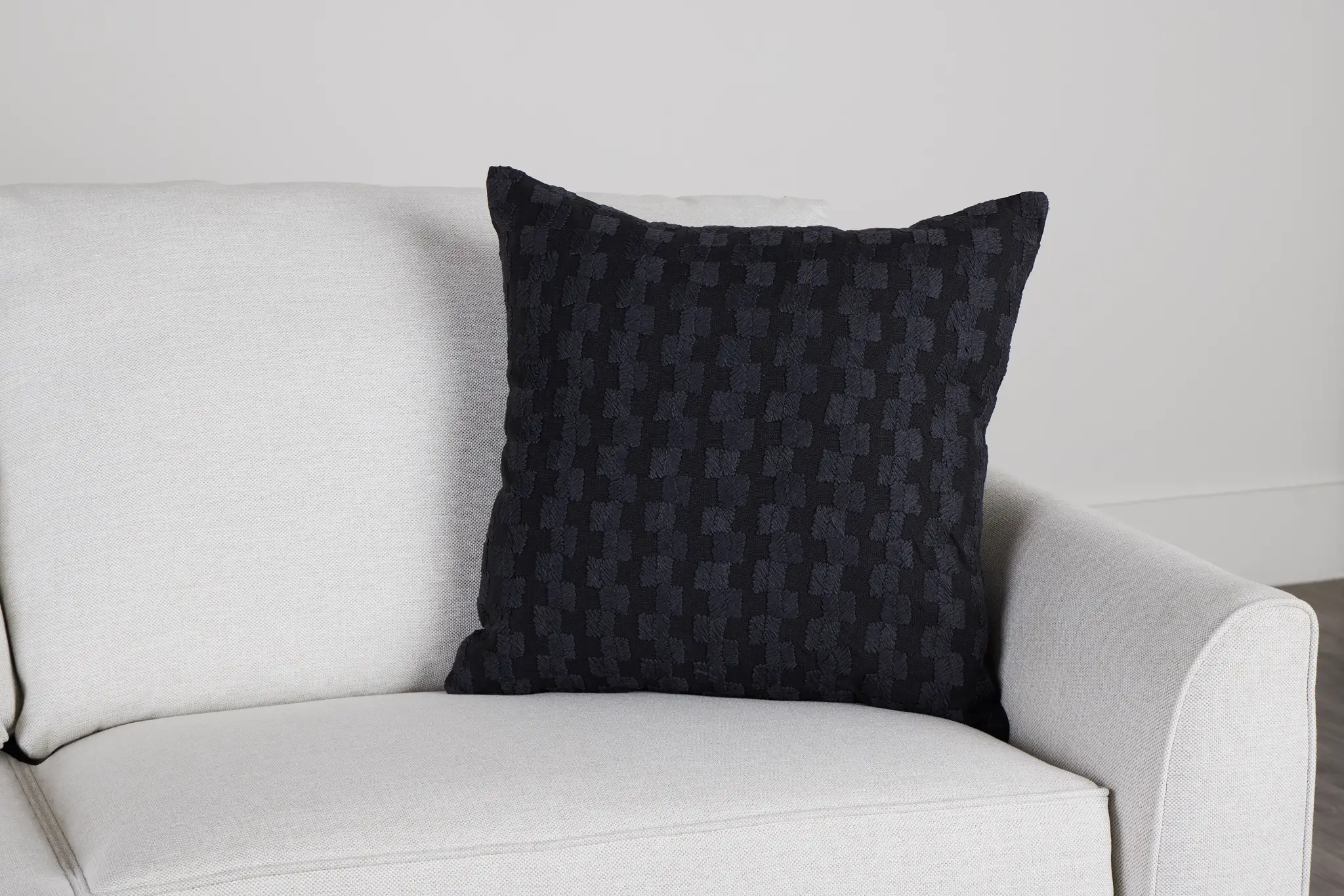 Risto Black Accent Pillow Risto Black Accent Pillow