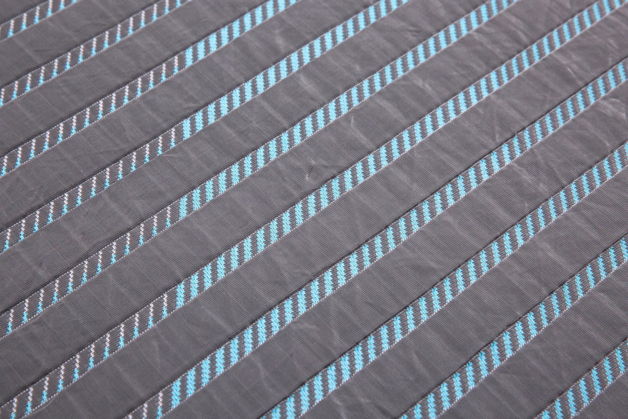 Rest & Renew Performance Max 14.5" Medium Hybrid Mattress