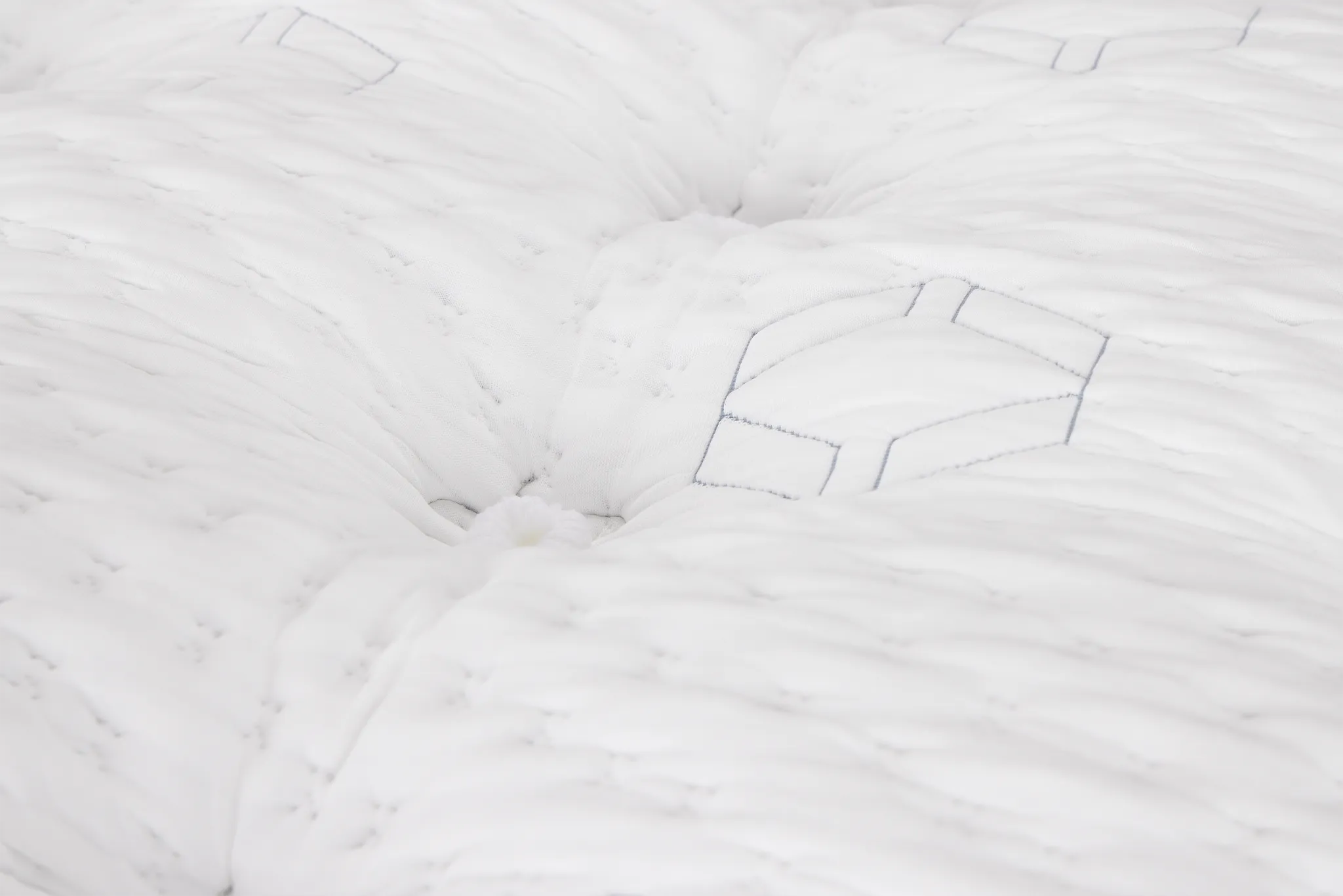 Aireloom Timeless Odyssey Luxetop M2 Plush 16.5" Mattress