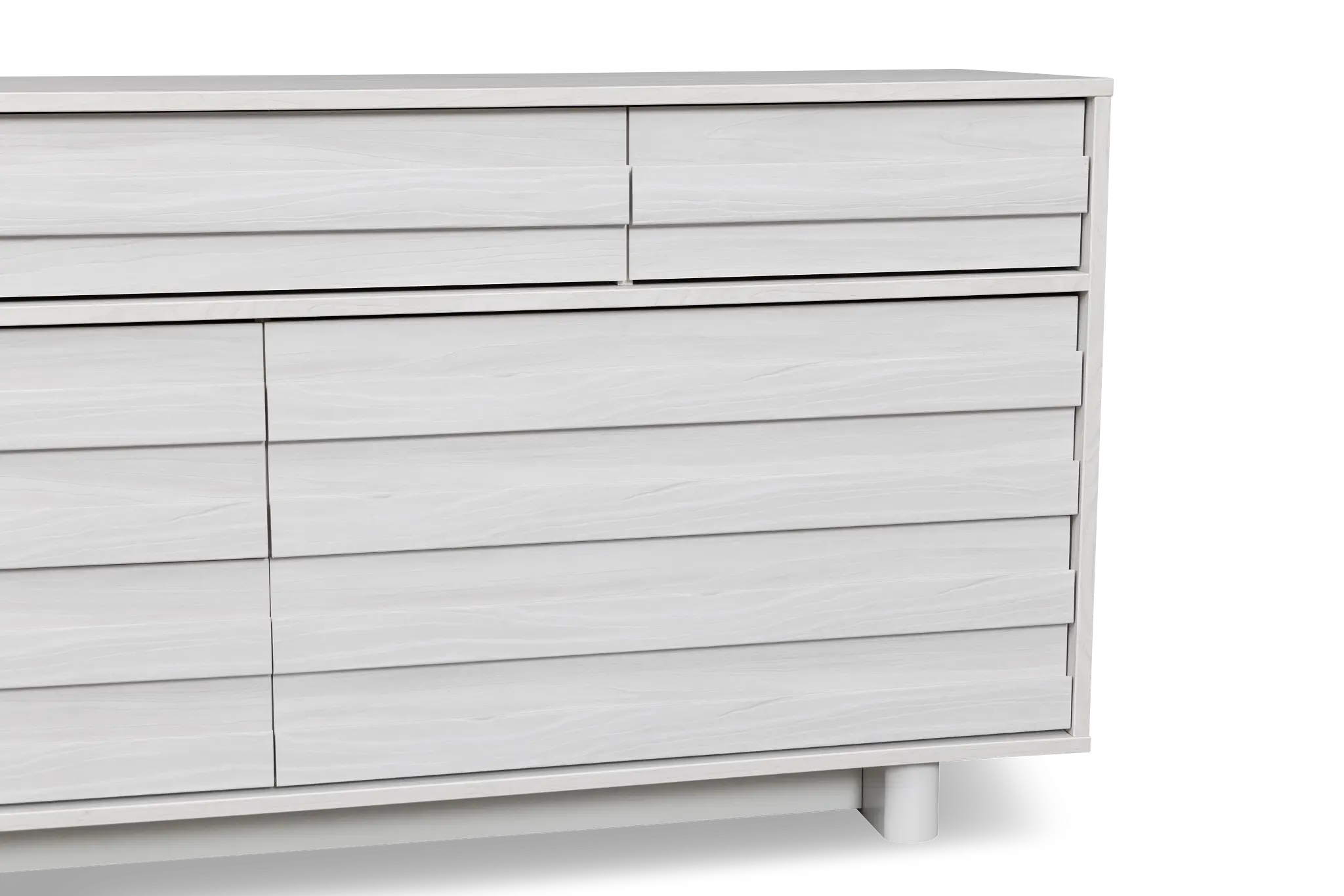 Everett White 7-drawer Dresser Everett White 7-drawer Dresser