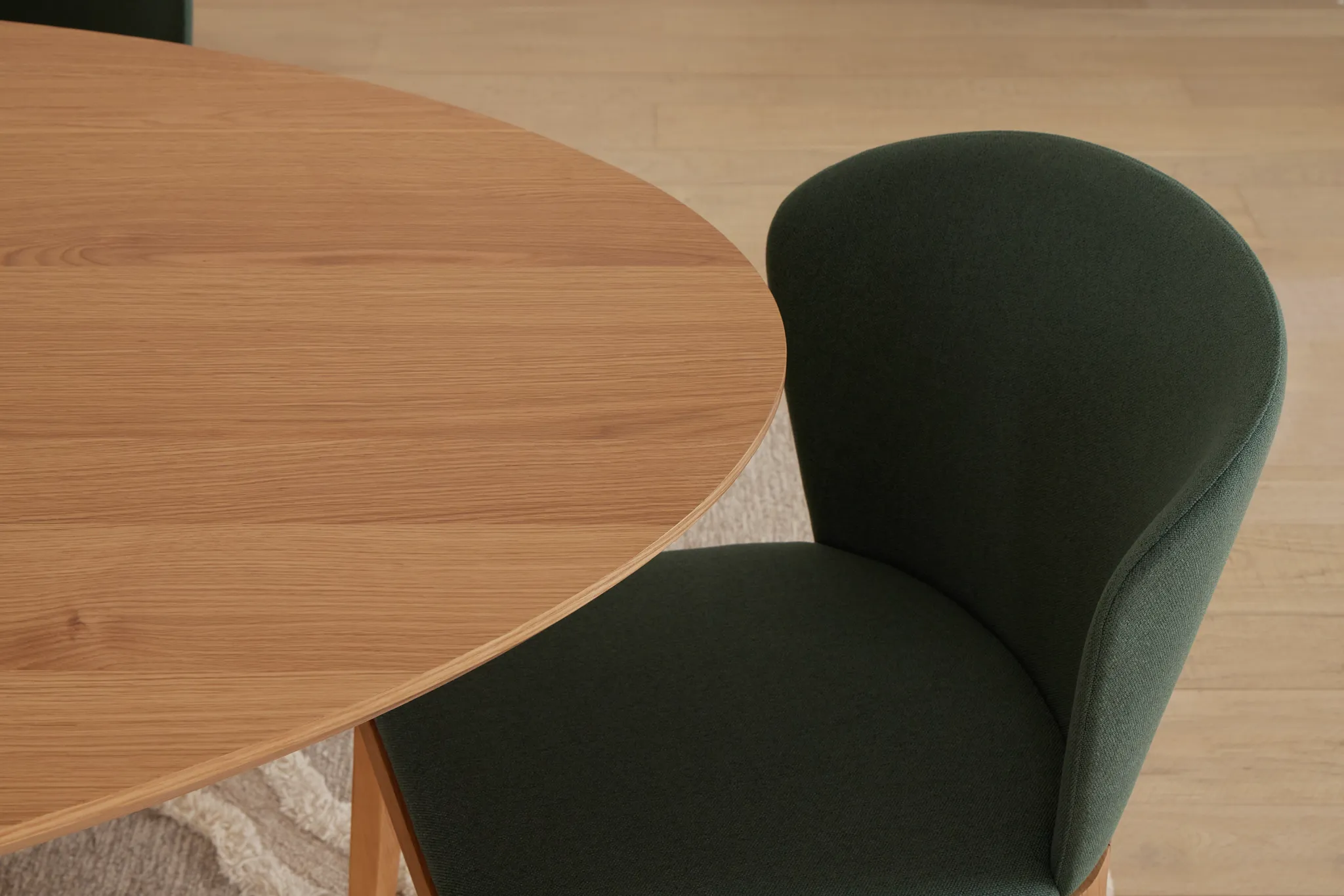 Nomad Light Tone 94" Oval Table