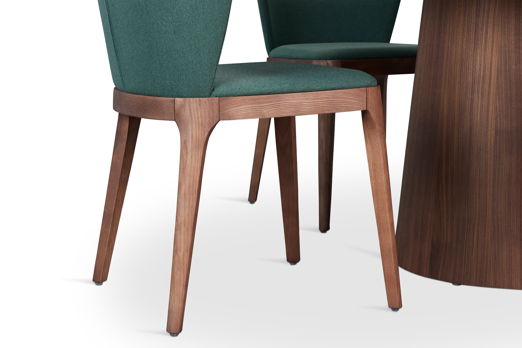Nomad Mid Tone 47" Round Table & 4 Dark Green Chairs W/ Mid-tone Legs