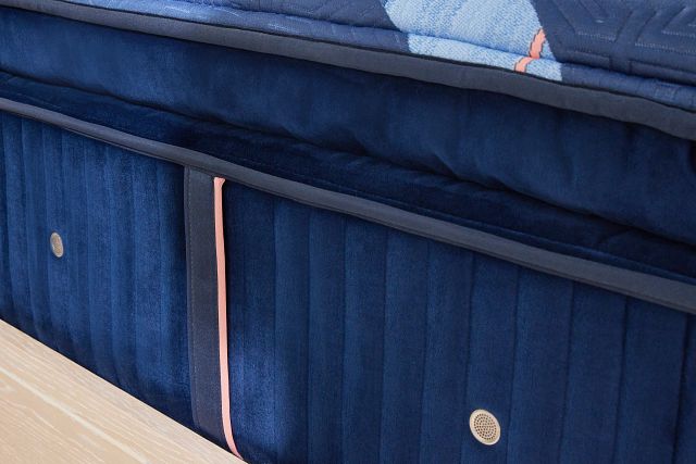 Stearns & Foster Reserve 17" Soft Euro Pillow Top Mattress